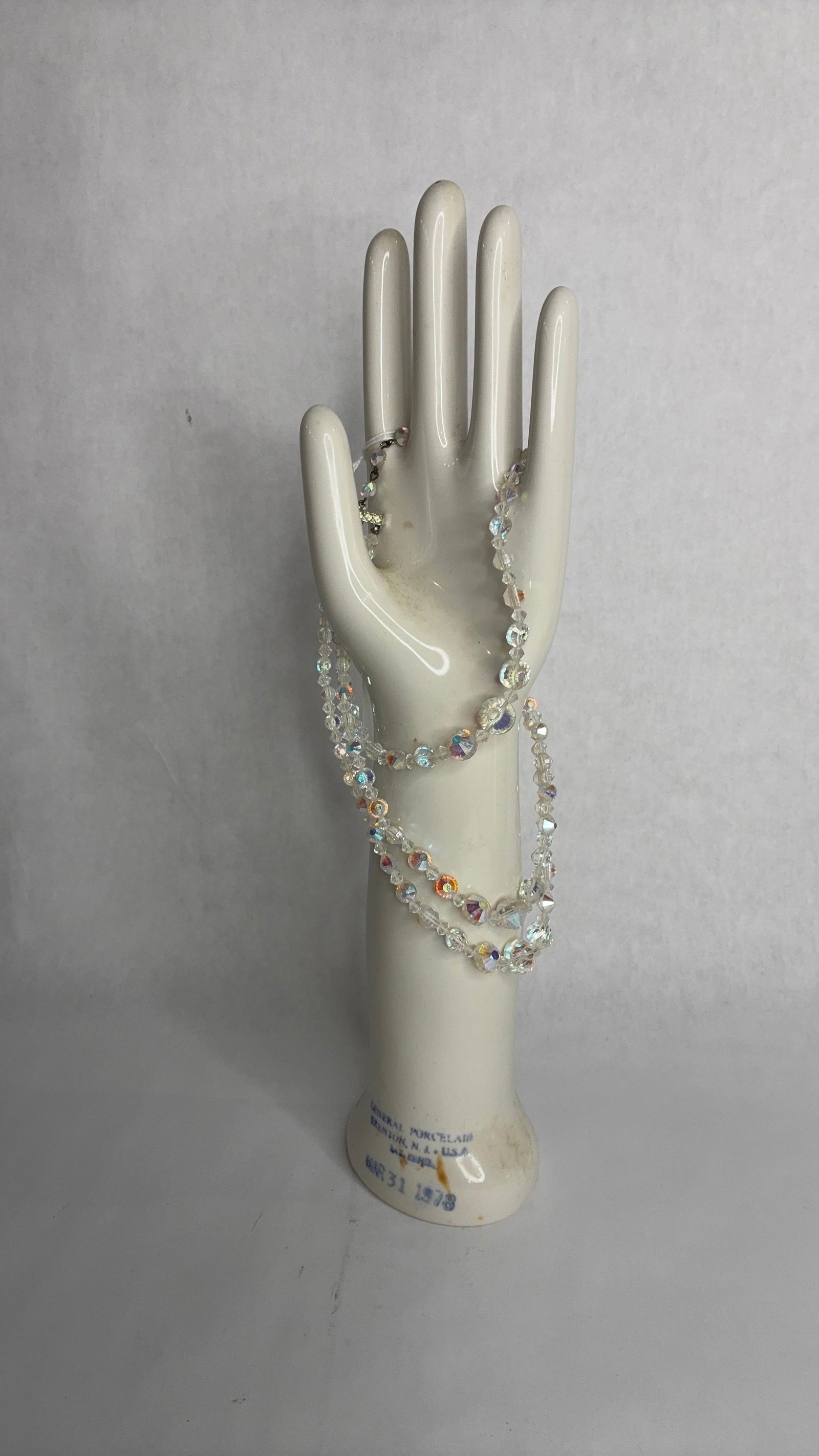 General Porcelain Co. 1978 Size 7 Glove Mold w/ Crystal Necklace: Great condition dated March 31, 1978 showing no chips, cracks or breaks and is a size 7 mold