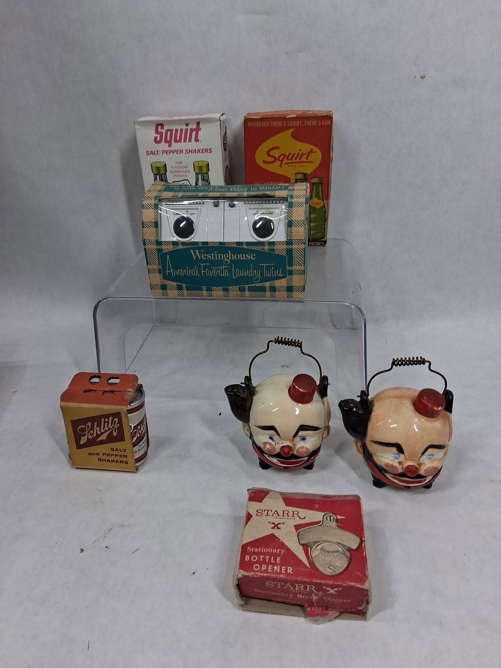 Anthropomorphic Hobo and NOS Salt and Peppers with many in Original Packaging (1 of 12)