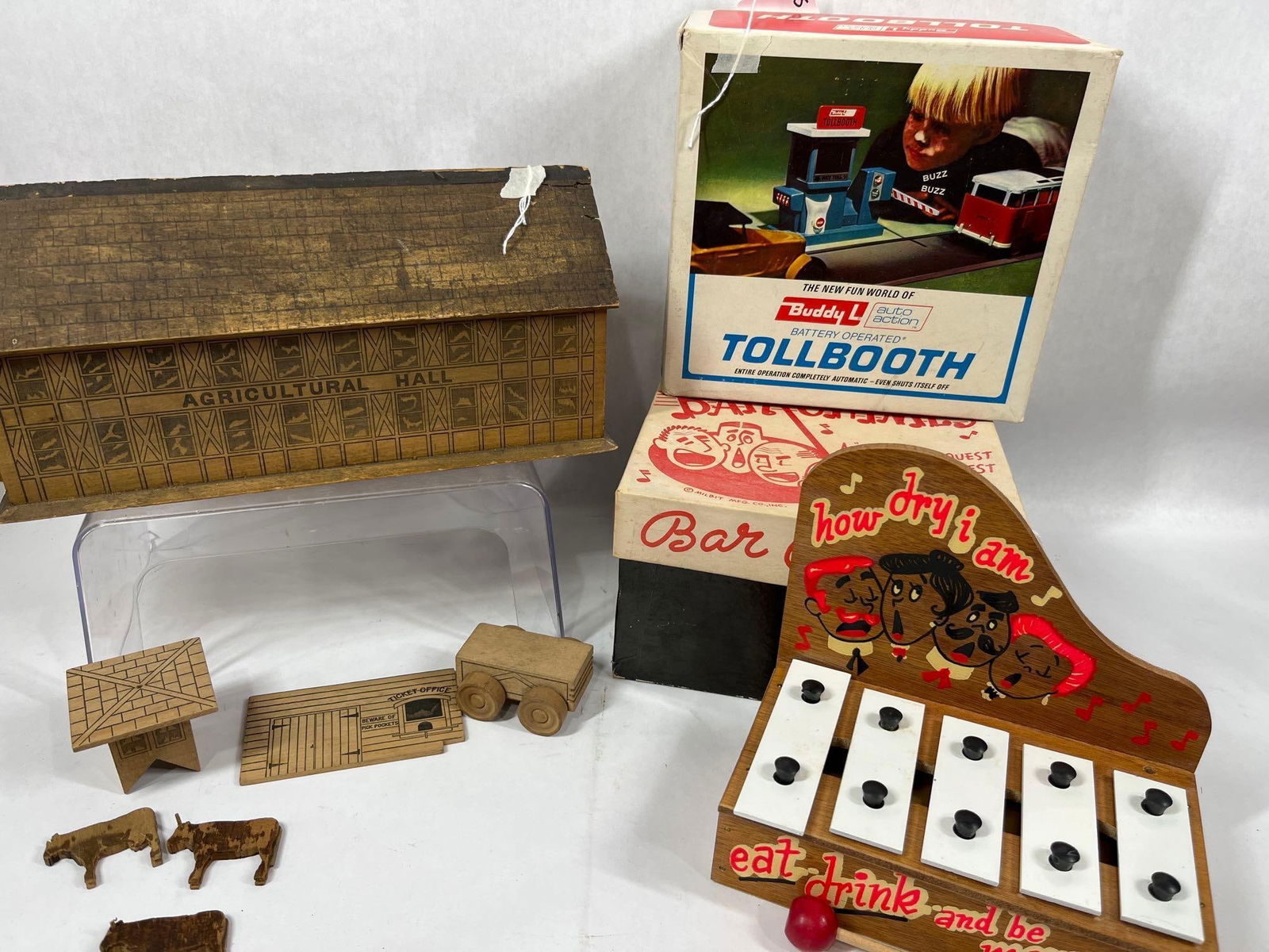 Novelty Bar Chimes NOS, Buddy L Battery Op Toll Booth, Wood Ag Hall Toy Set (1 of 8)