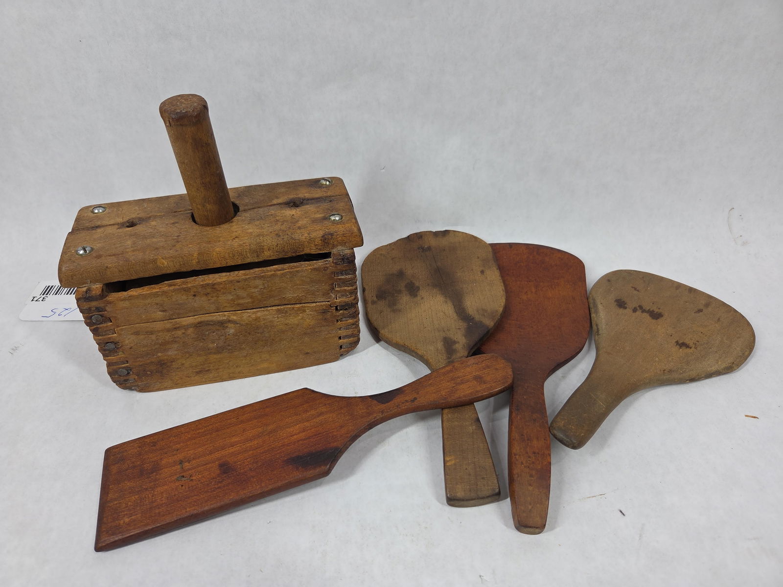 Primitive Wood Butter Press and Paddles (1 of 5)