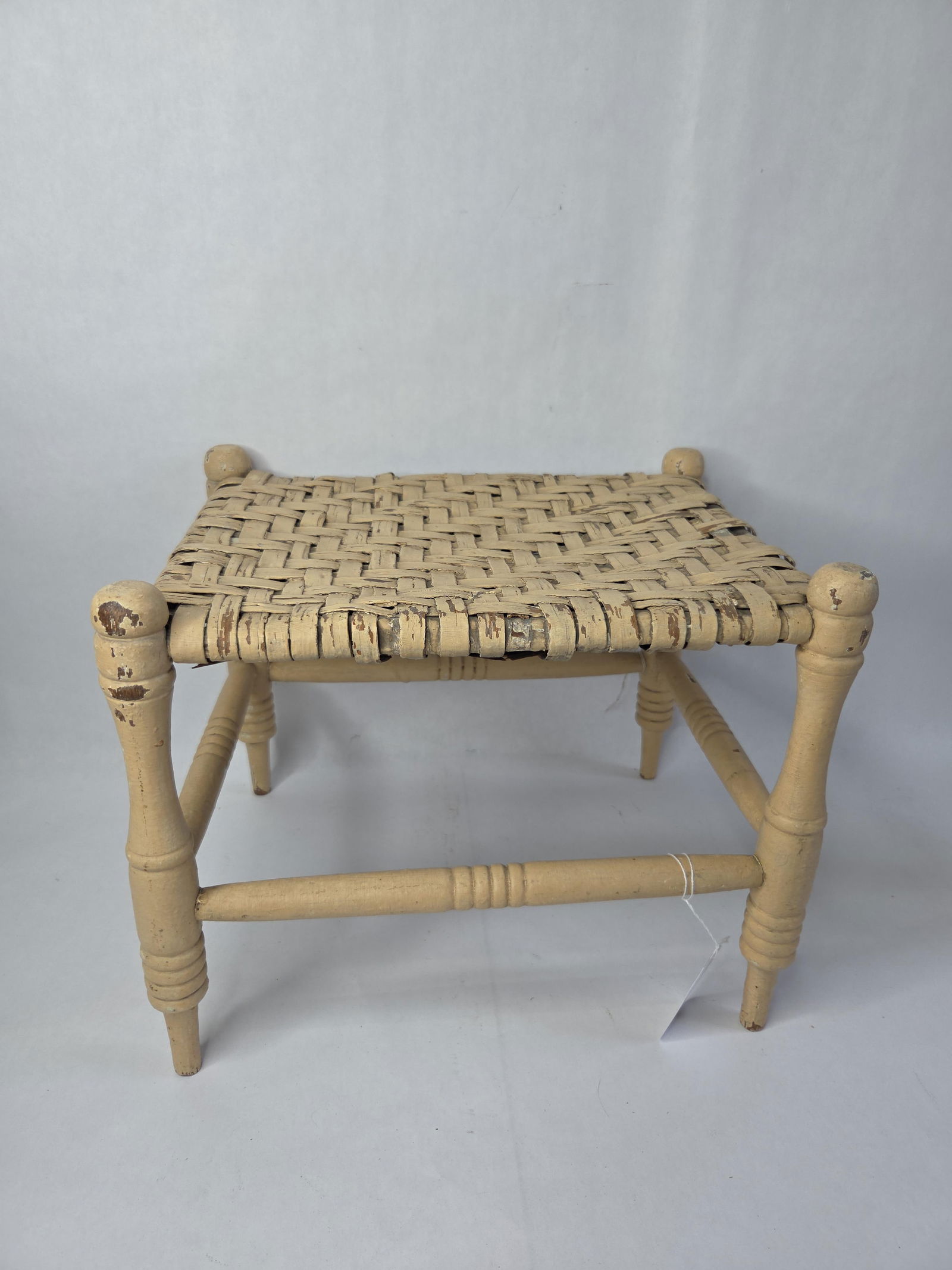 Primitive Wicker woven painted bench (1 of 6)