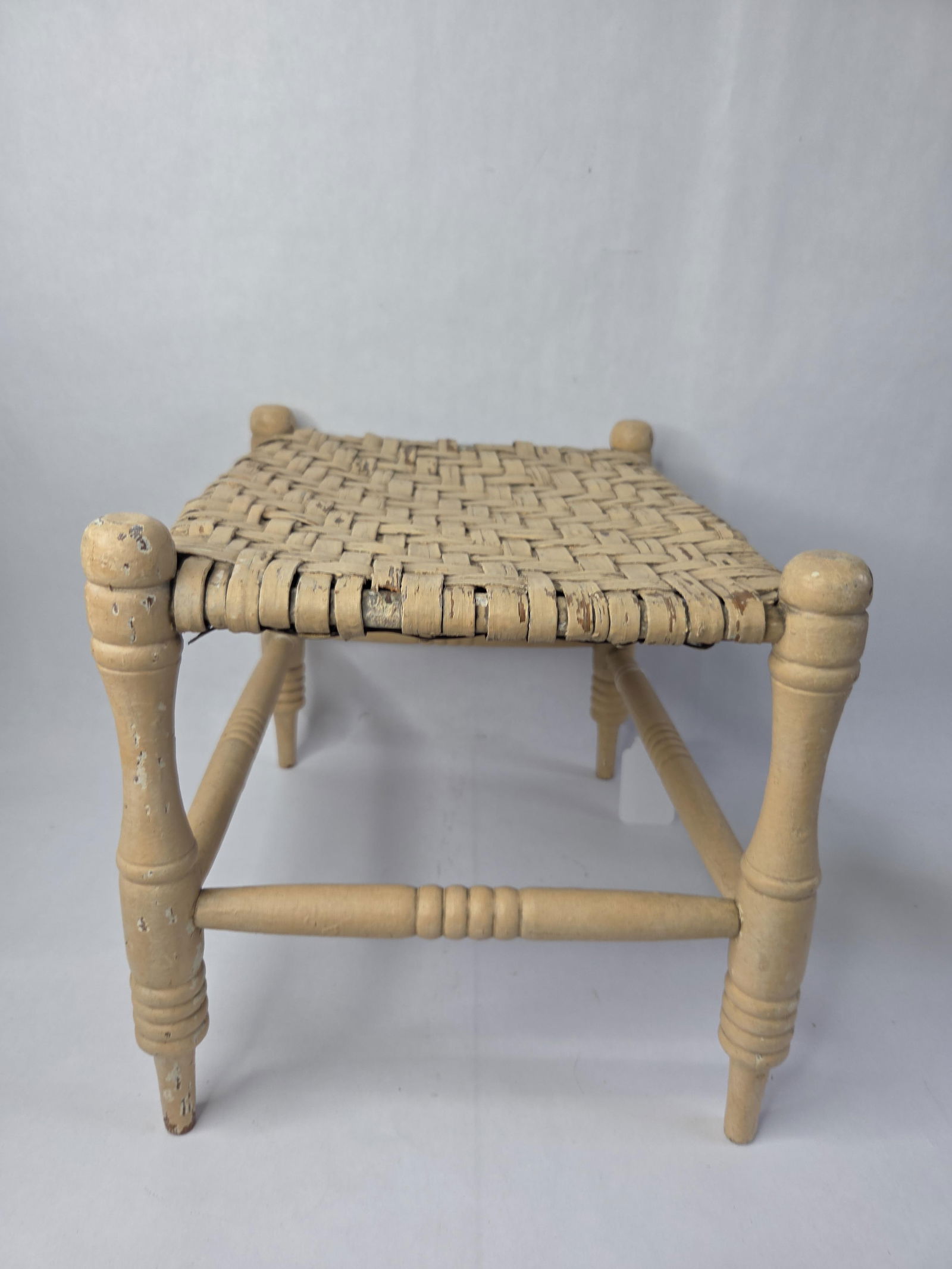 Primitive Wicker woven painted bench - 2