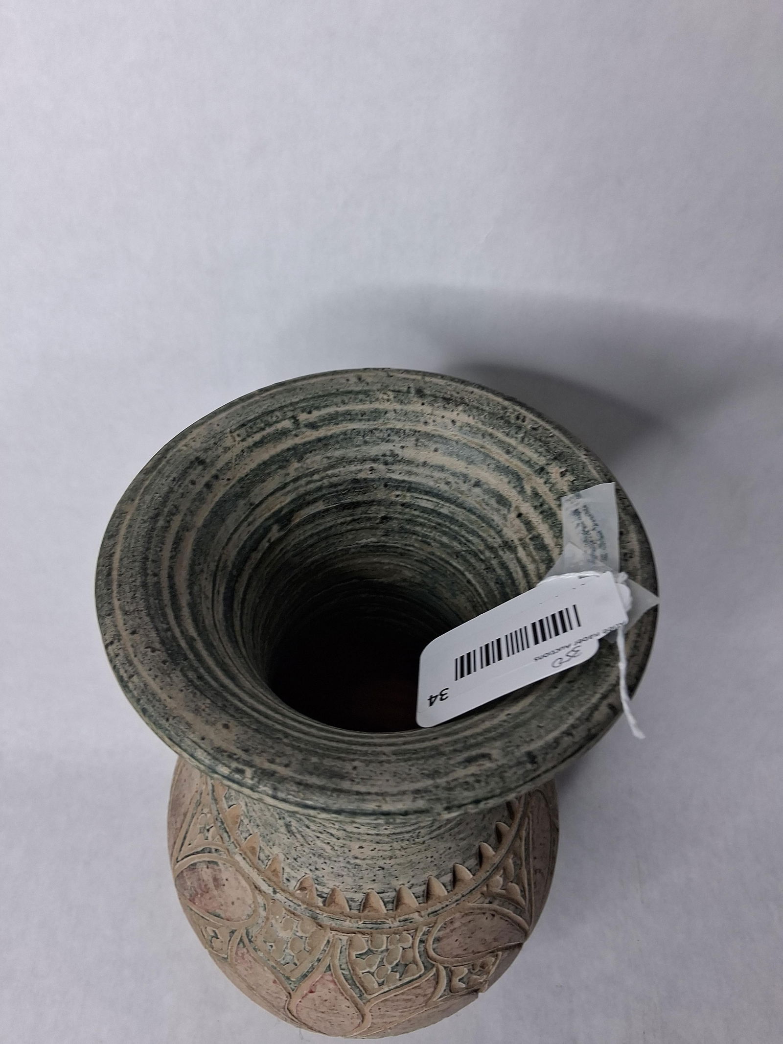 Handcrafted earthenware engraved clay vase - 4