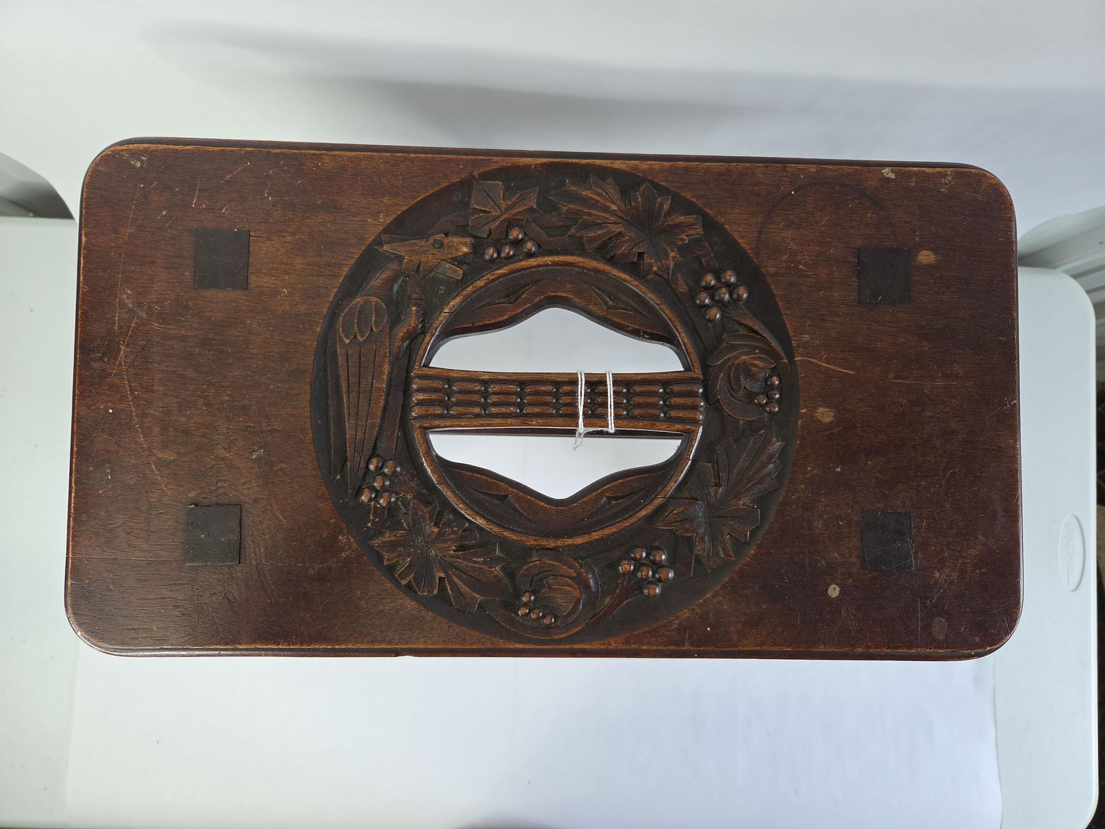 Tryon Toymakers walnut gothic- bench - 2