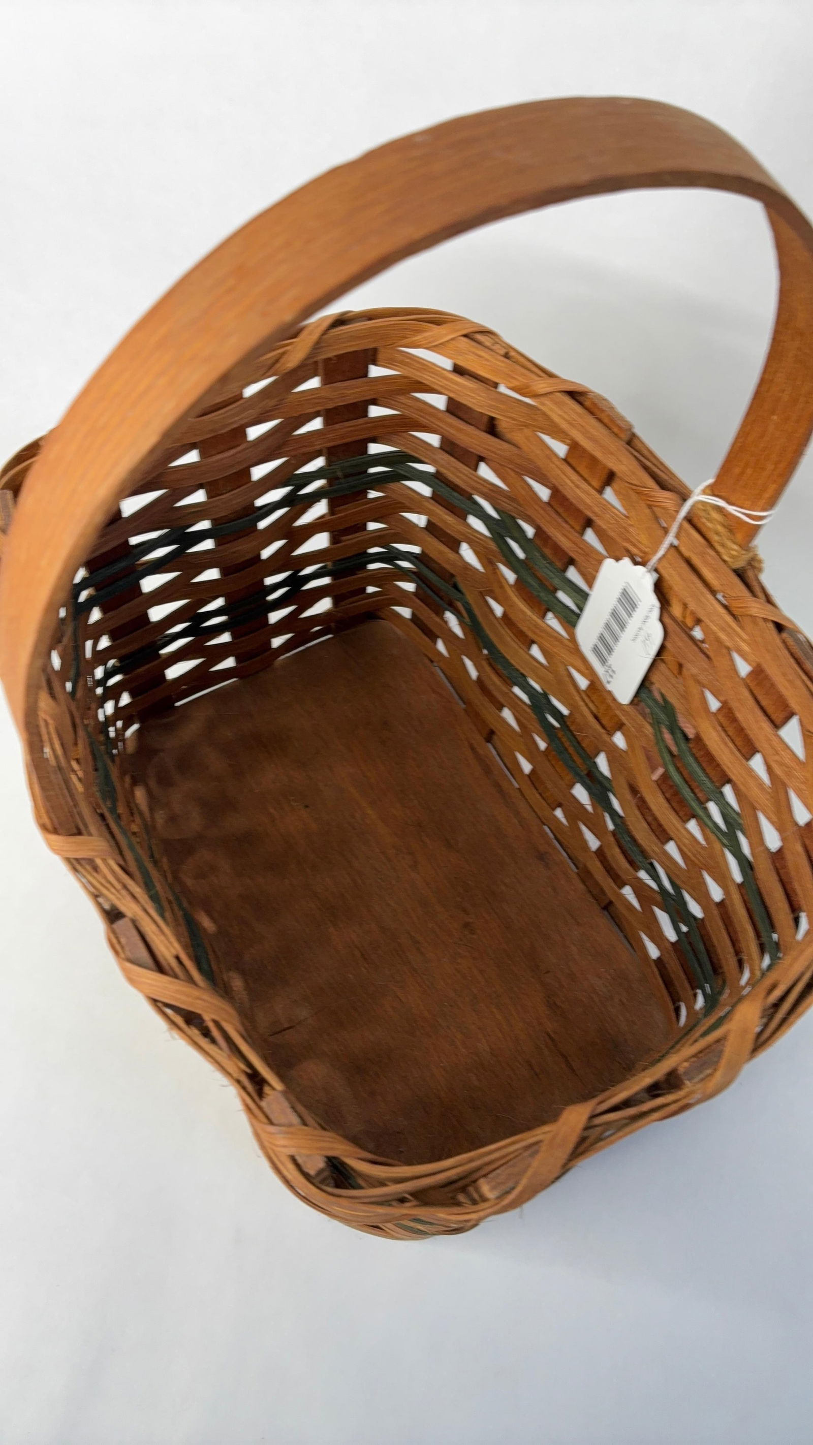 Hand woven Amish made rectangular heart basket - 8