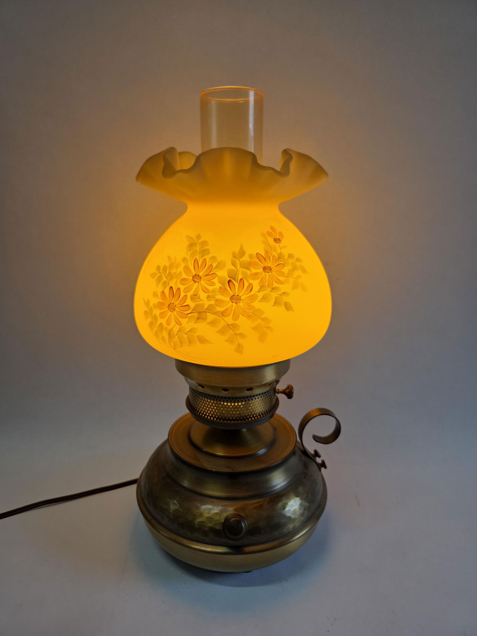 1979 Fenton Uranium Signed Hand Painted Lamp (1 of 6)