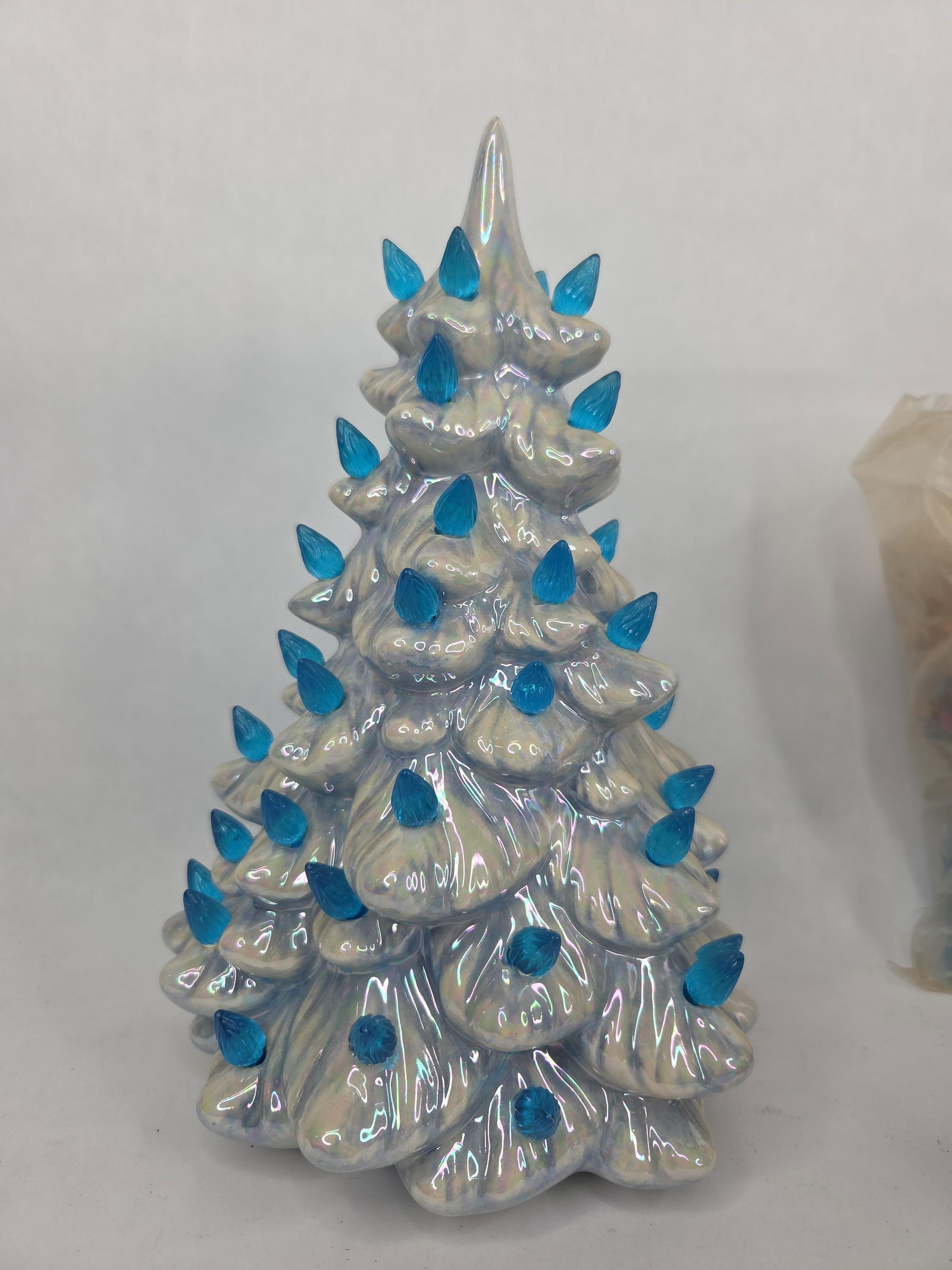 3 Ceramic Christmas trees - 2
