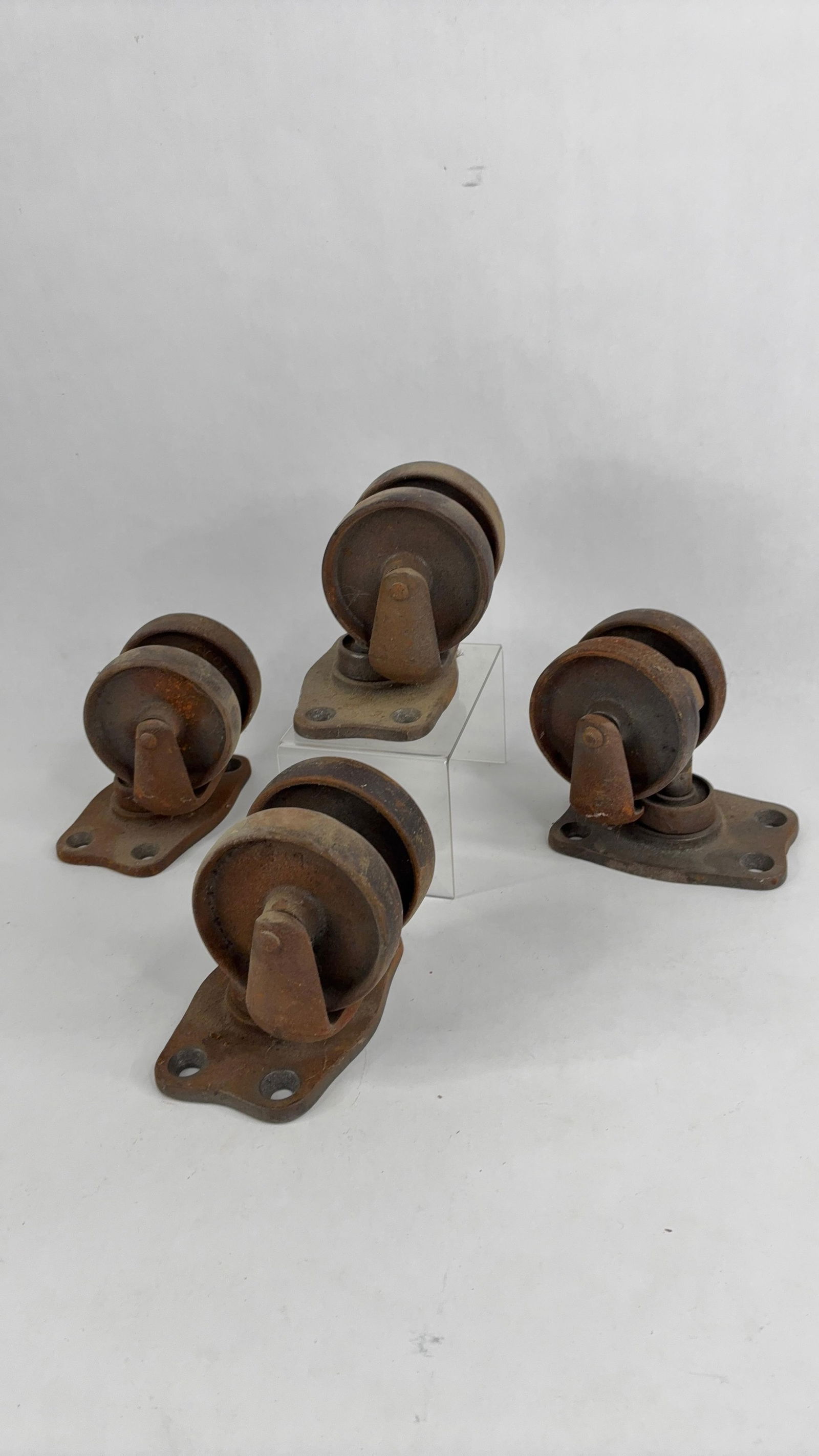 Antique Phoenix double roller industrial caster (1 of 6)