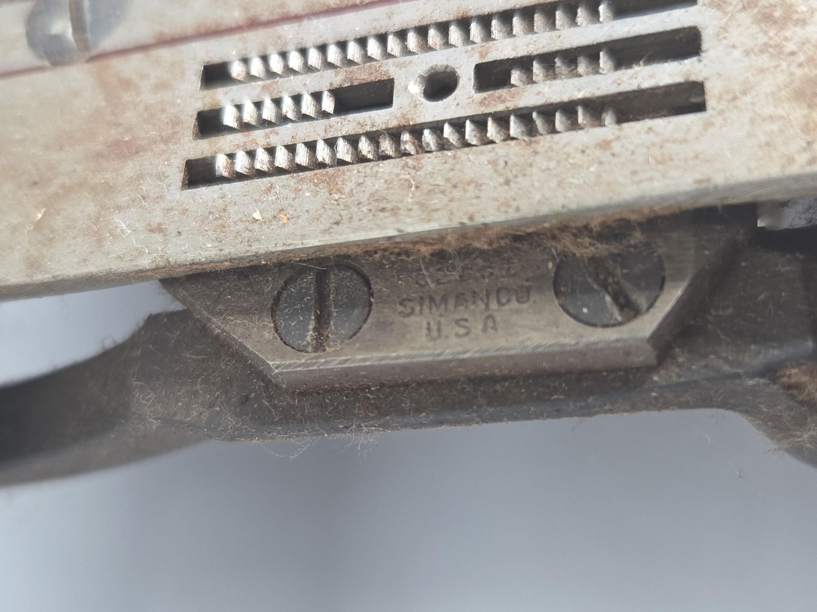 Singer model 95-80 industrial sewing machine - 4