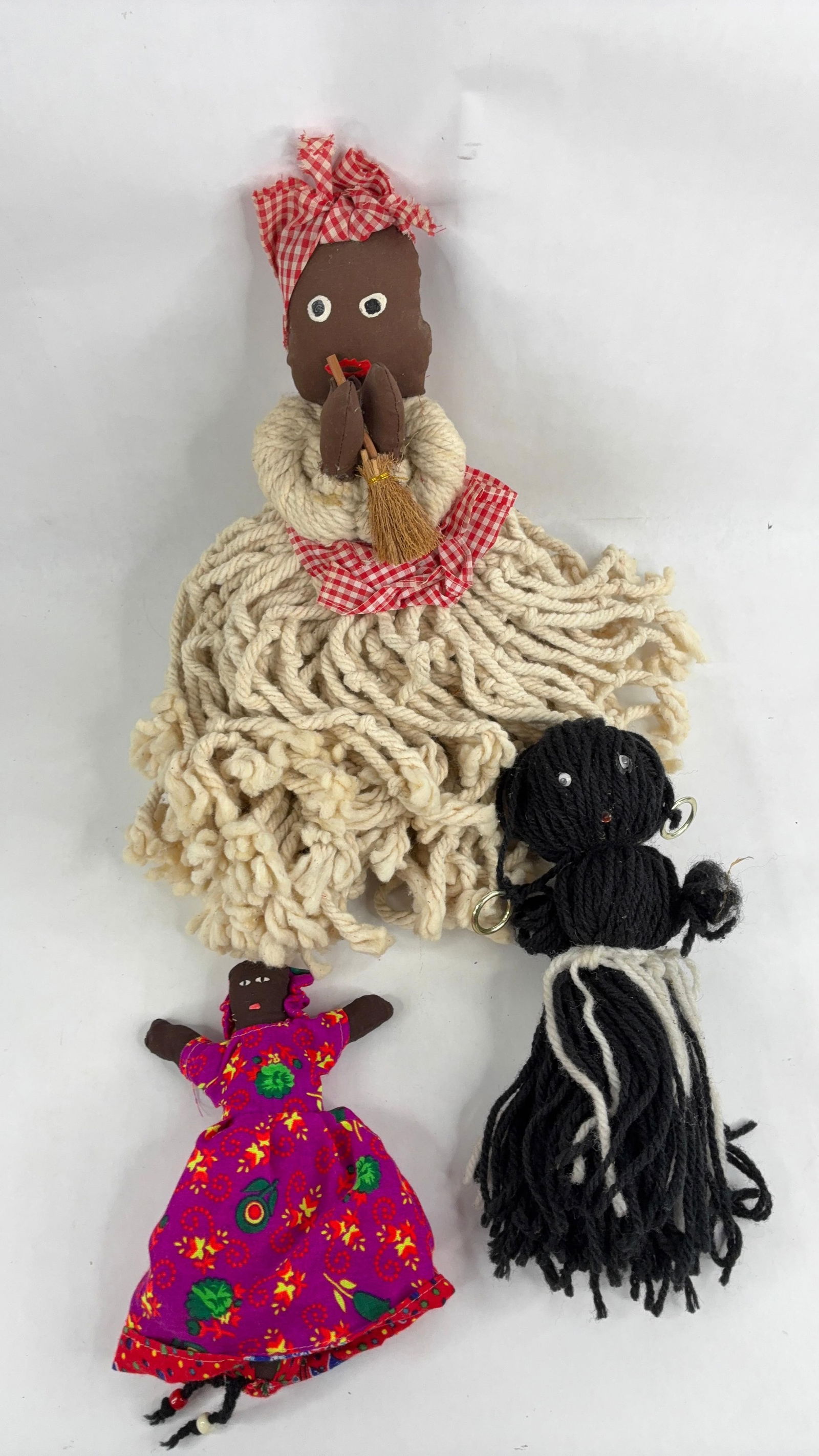 Americana yarn and Topsy-Curvy rag dolls: see photos for better description