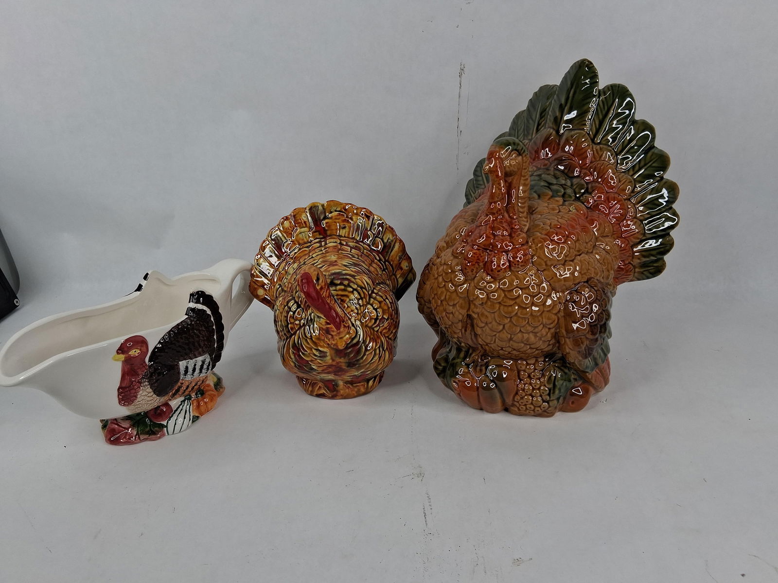 Impressive ceramic turkeys and turkey gravy boat: .