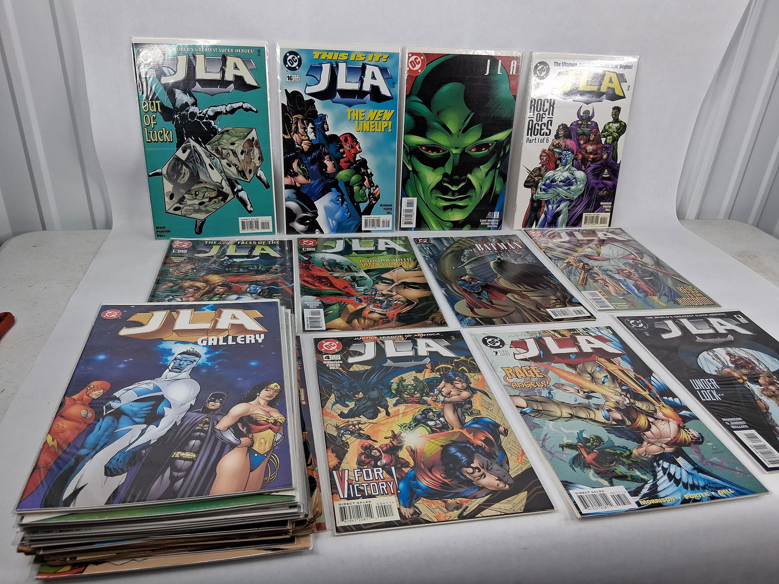 Batman ,superman and other DC marvel comic books (1 of 19)