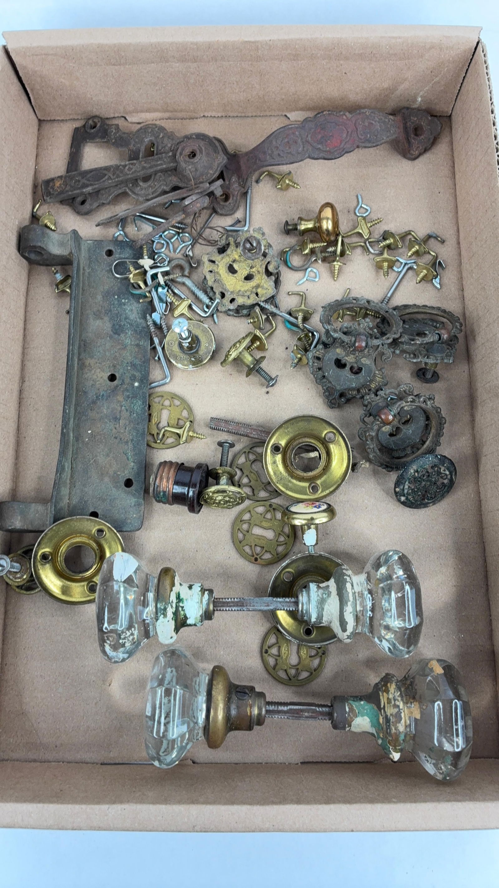 Glass door knob ,cast Eckert car sanitary closet hinge and more (1 of 10)