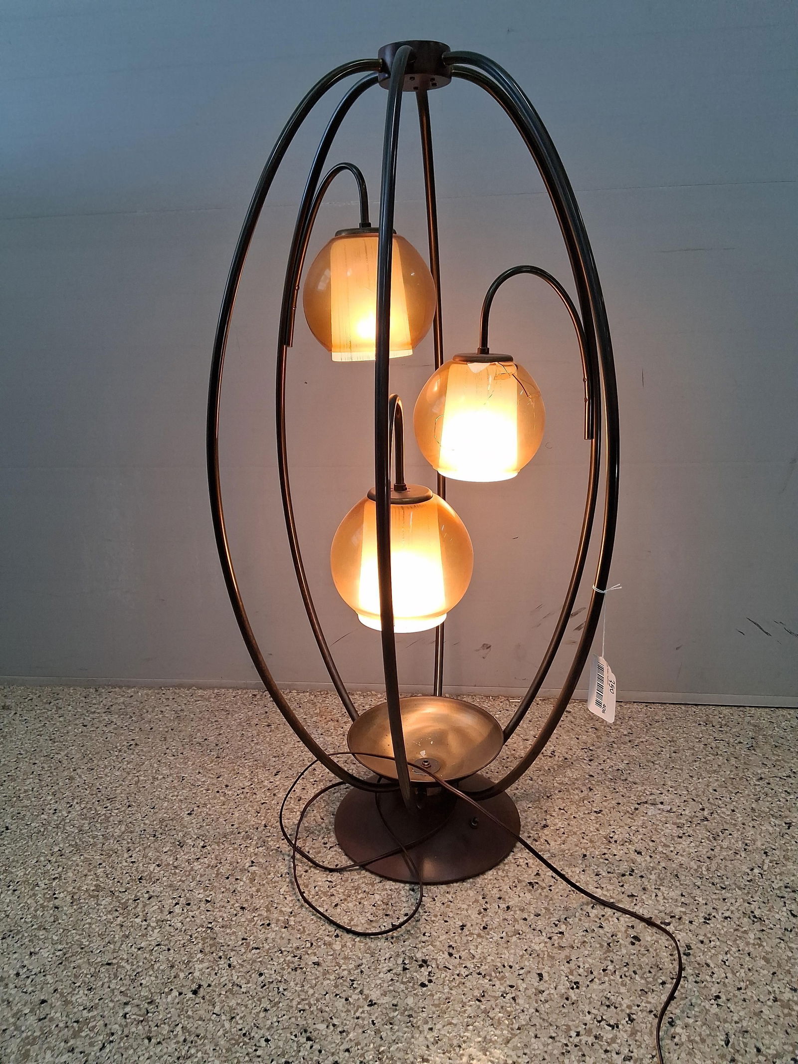 Mid Century Modern Birdcage 3 globe lamp: 1 globe is cracked in working condition 37 in tall