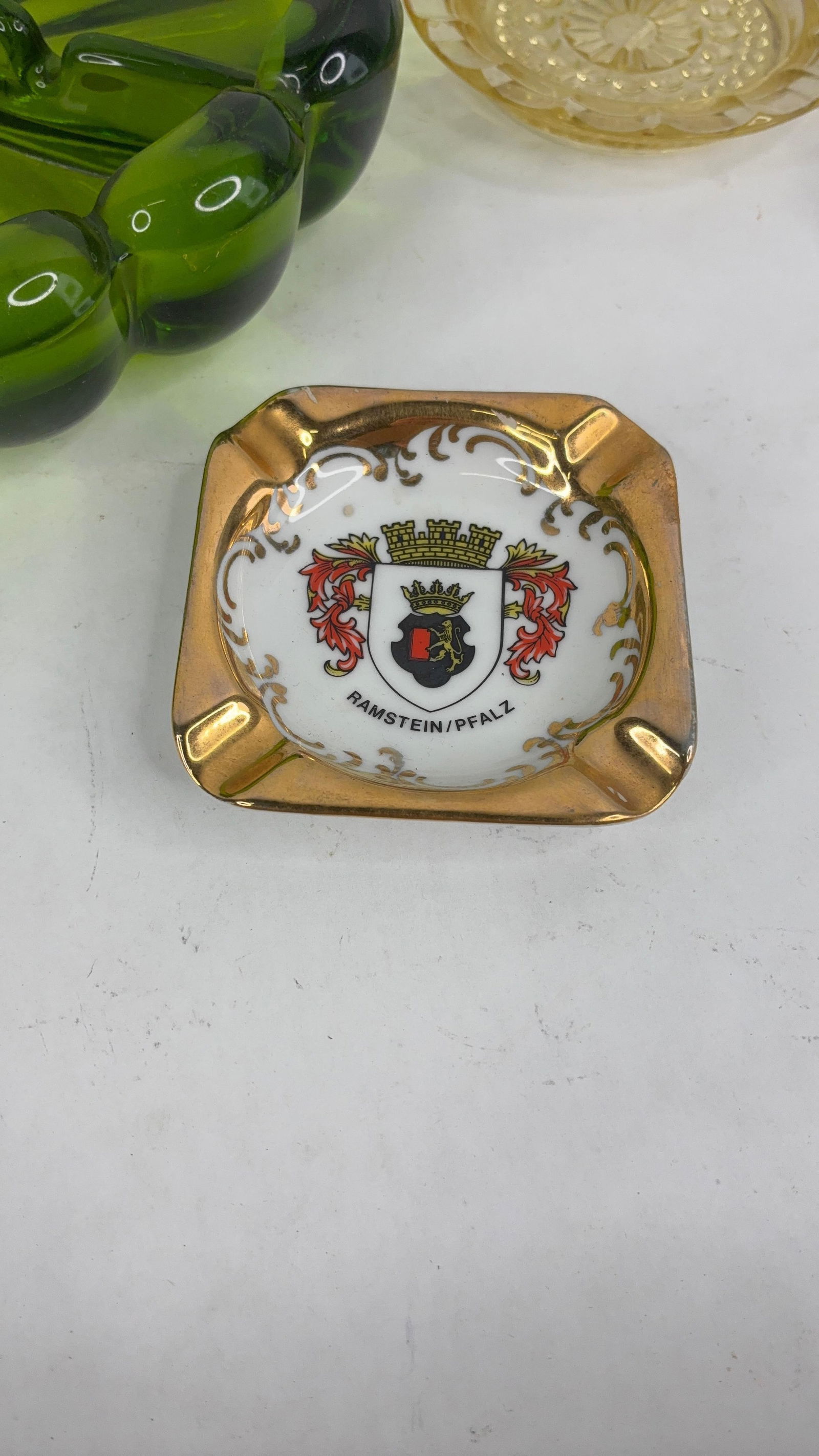 Mid Century glass ash trays - 5