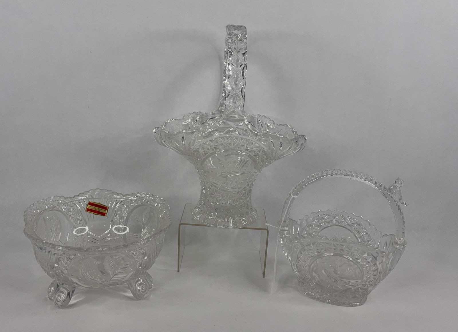 Byrdes Lead crystal glass bird baskets and bowl: hefty lead crystal baskets and bowl with bird motif cut into glass
