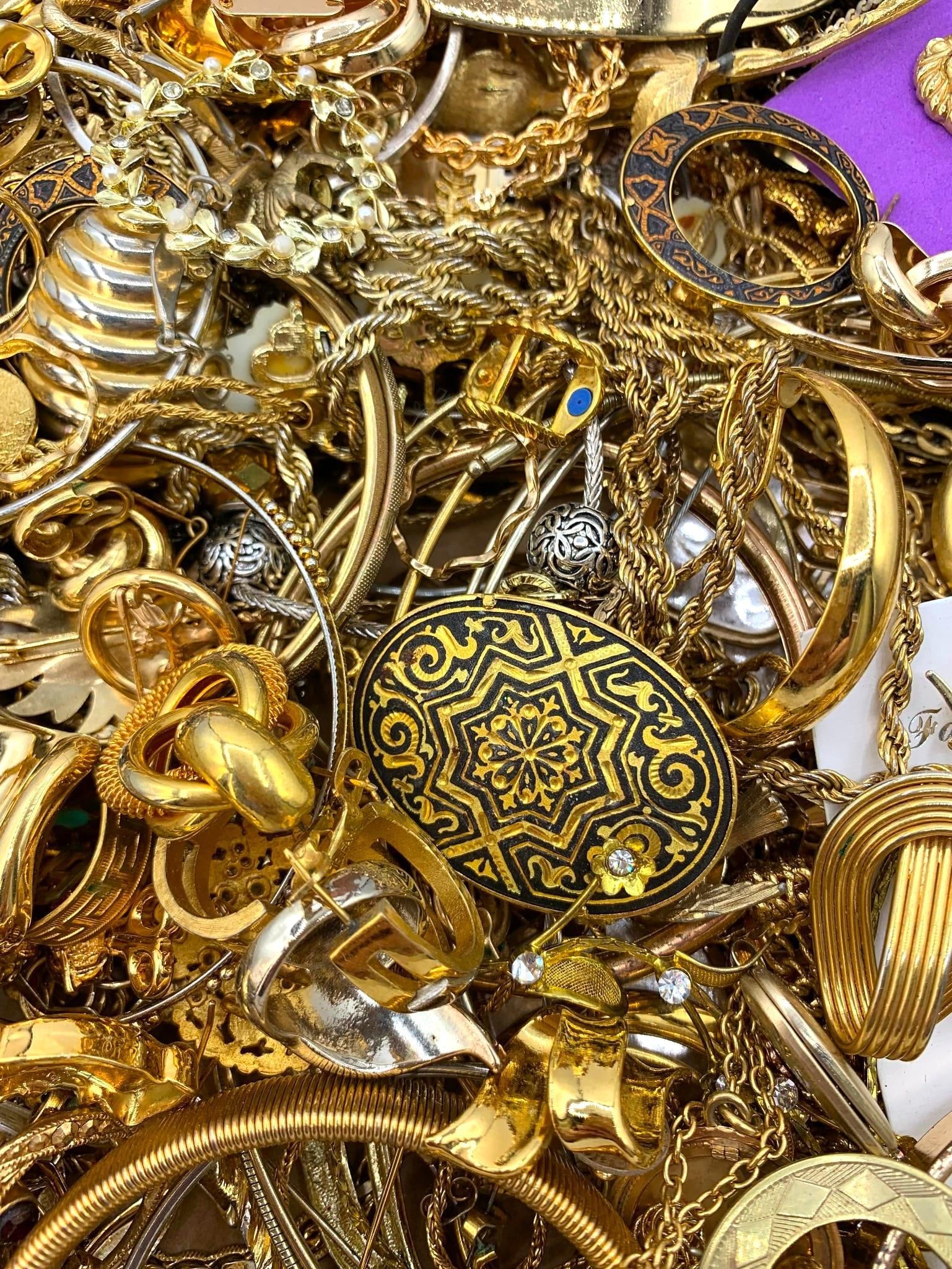 8 POUNDS Gleaming Gold Vintage Costume Jewelry Collection: Mid Century to 90s, Incredible variety and designs, some designer marked.