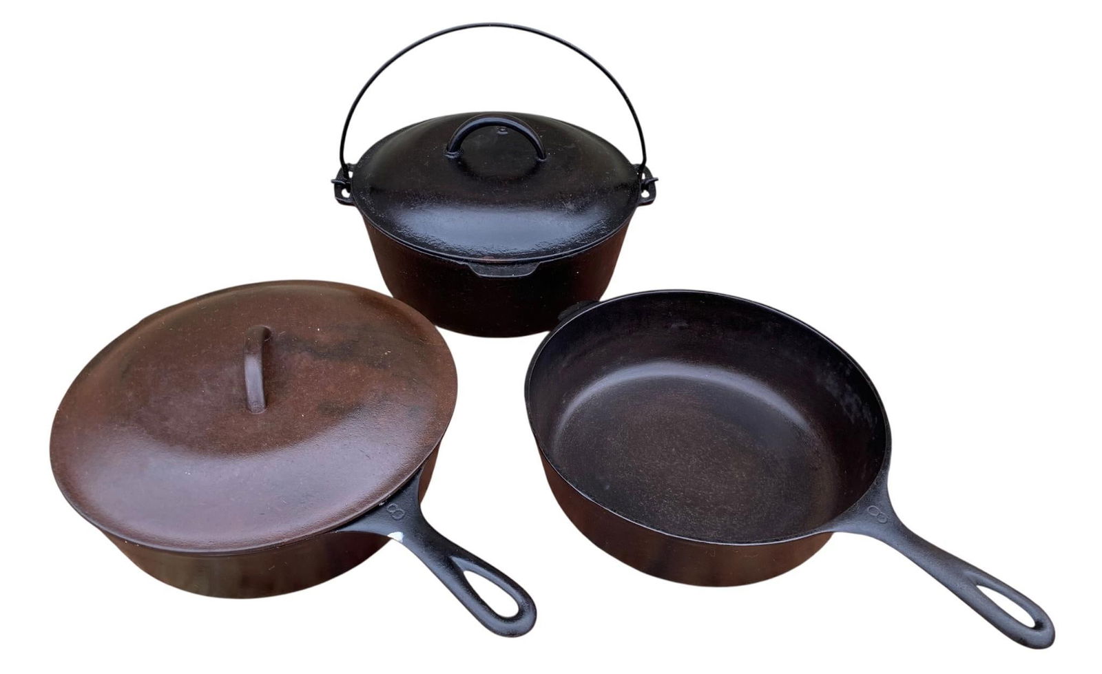 5 pc Antique to Vintage Cast Iron Lidded Dutch Oven, 2 Skillets Lid Primitive Cookware (1 of 10)