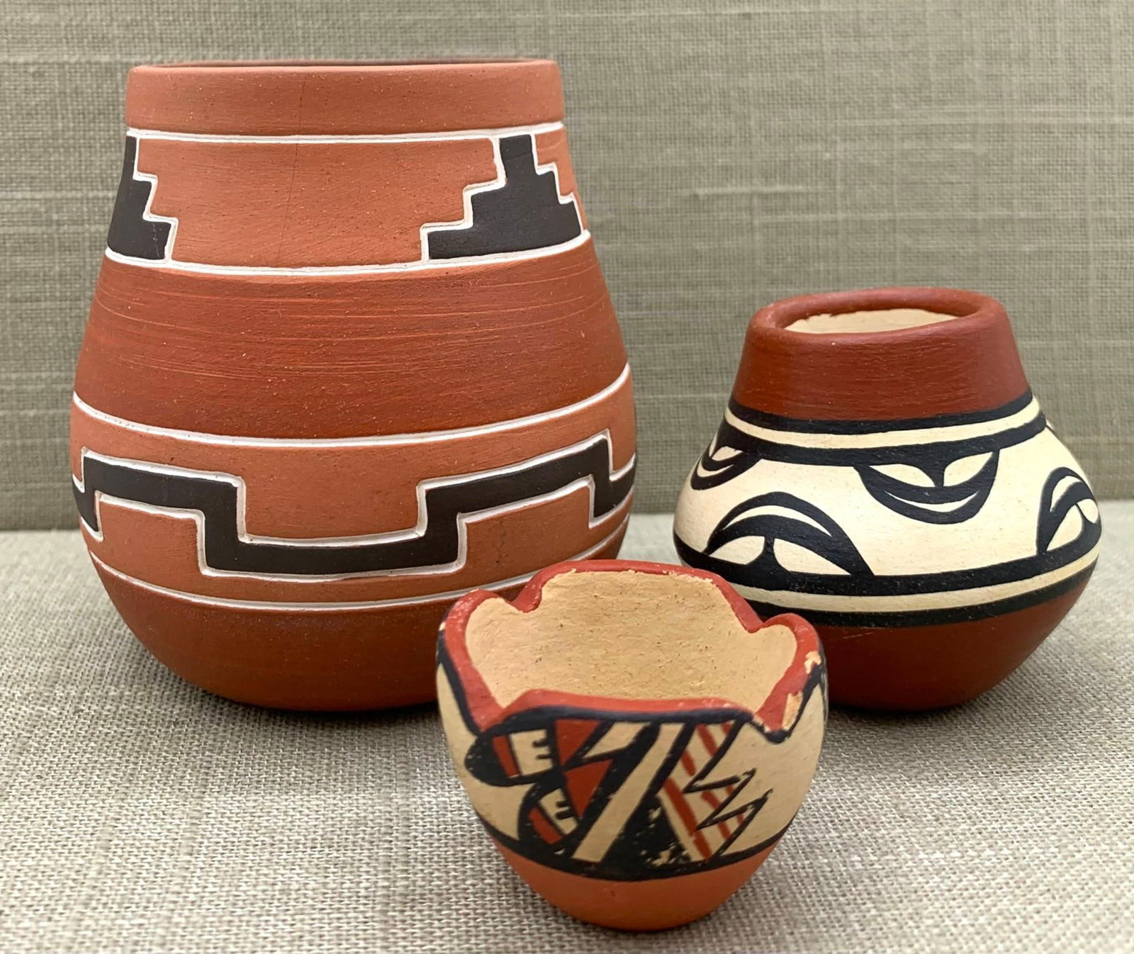 10 pc Vintage Native American Miniature Pottery, Iroquois Beadwork, Hide Moccasins Jewelry Lot: * 1952 Niagara Falls beaded whimsy pin cushion travel souvenir* Vintage Child size hide moccasins, fringe trim and beaded detail* Embossed silver plated Native American storytelling cuff* Petite Nativ