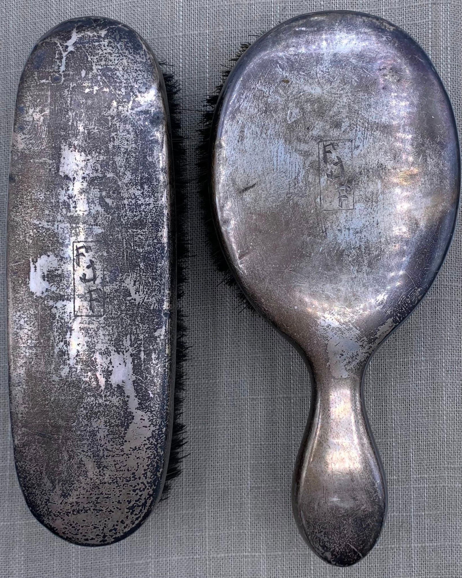 2 pc Vintage Sterling Silver Hair and Garment Brush Dresser Set (1 of 12)