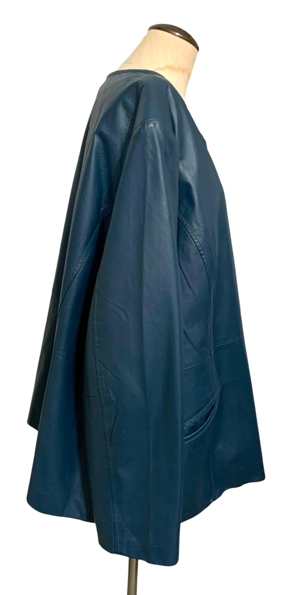 Lovely Vintage Teal Blue Leather Ladies A Line Jacket (1 of 10)