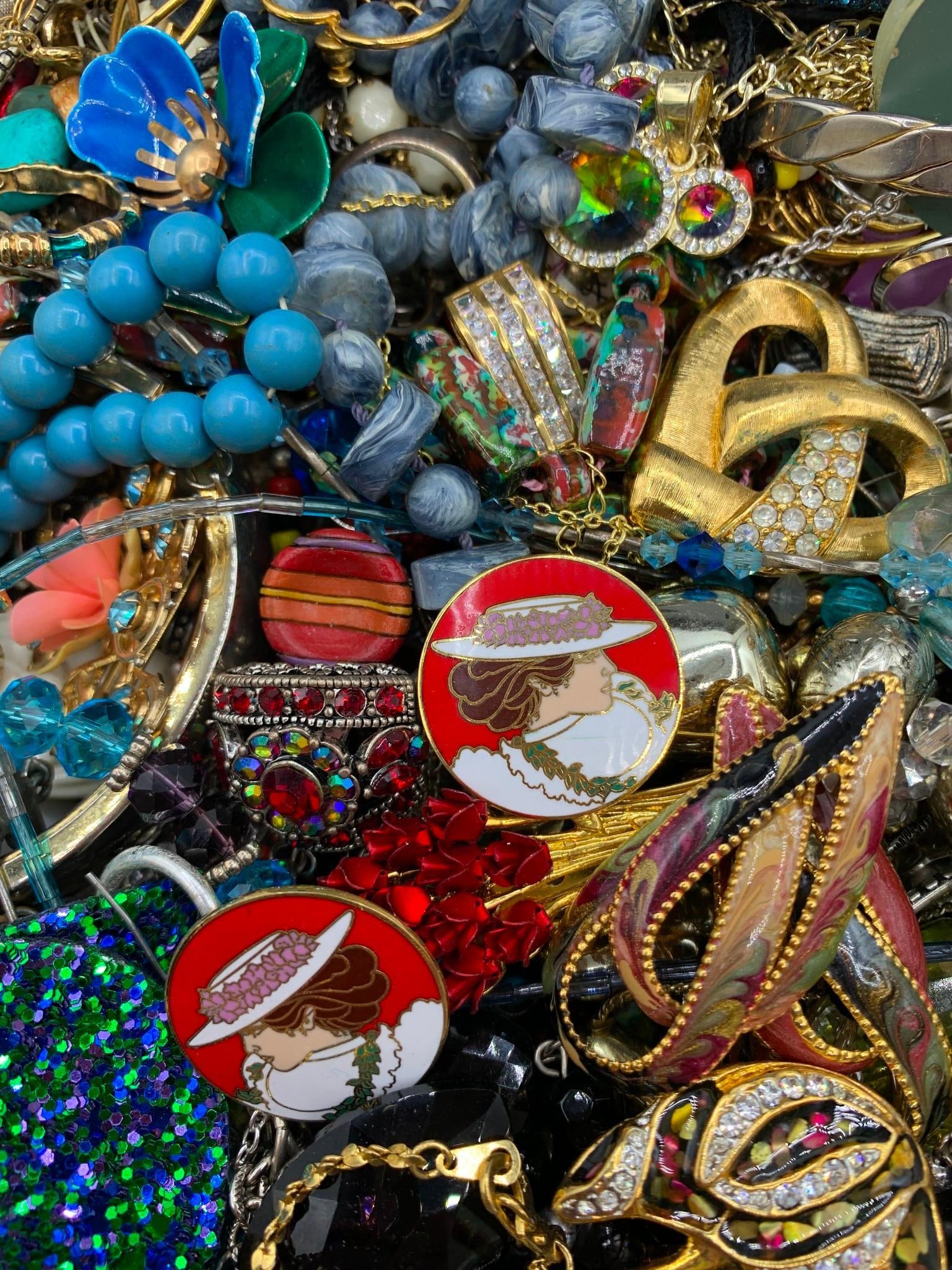 11 POUNDS Vintage Costume Jewelry in Storage Case: 12" x 9" x 6" metal case holding 11 POUNDS of vintage jewelry, for crafting, assemblage or dress up.