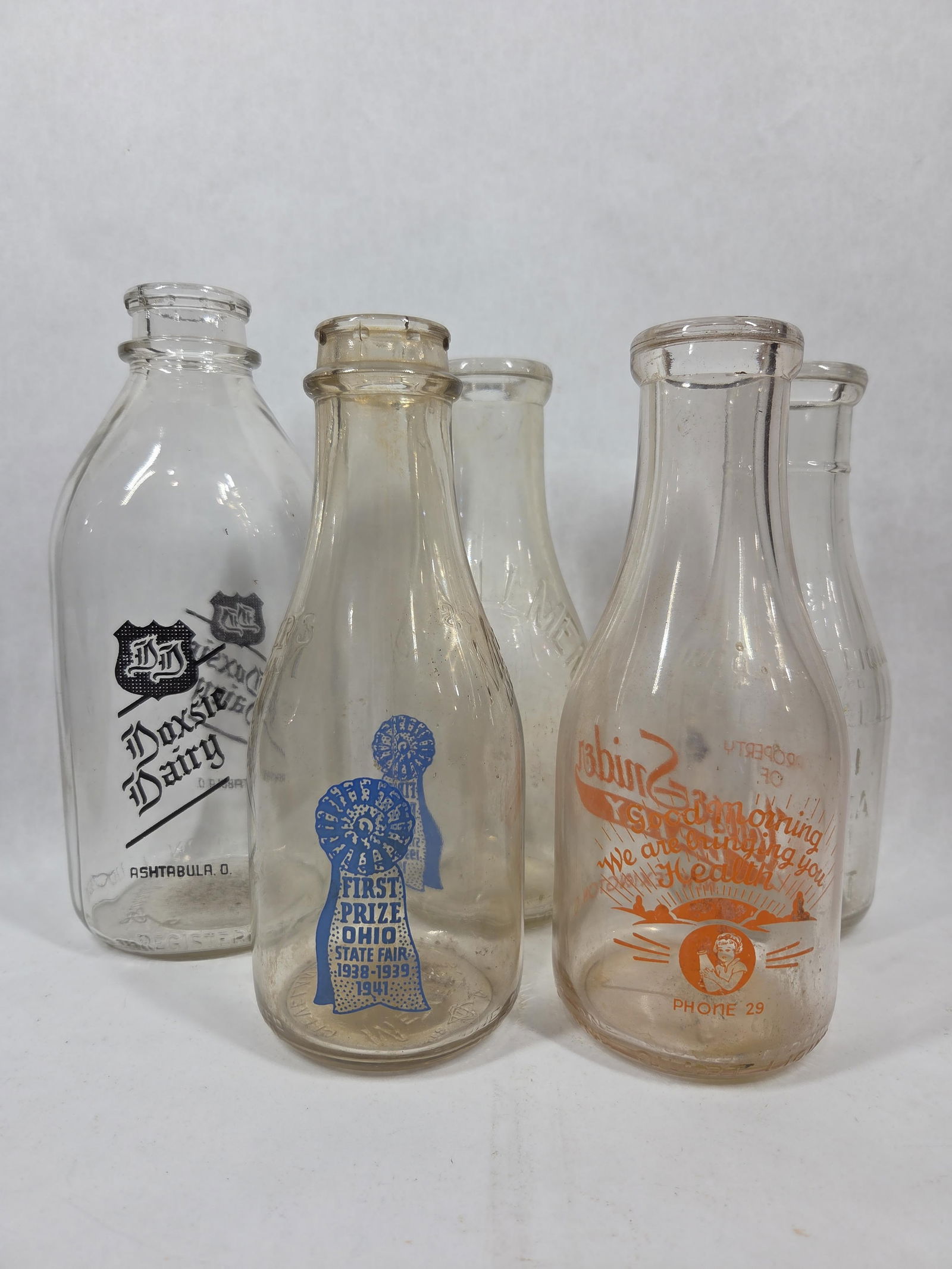 Glass Dairy Bottle Lot Inc. Clouse Snider, Doxsie, North Carolina, Ewing and Myers (1 of 16)