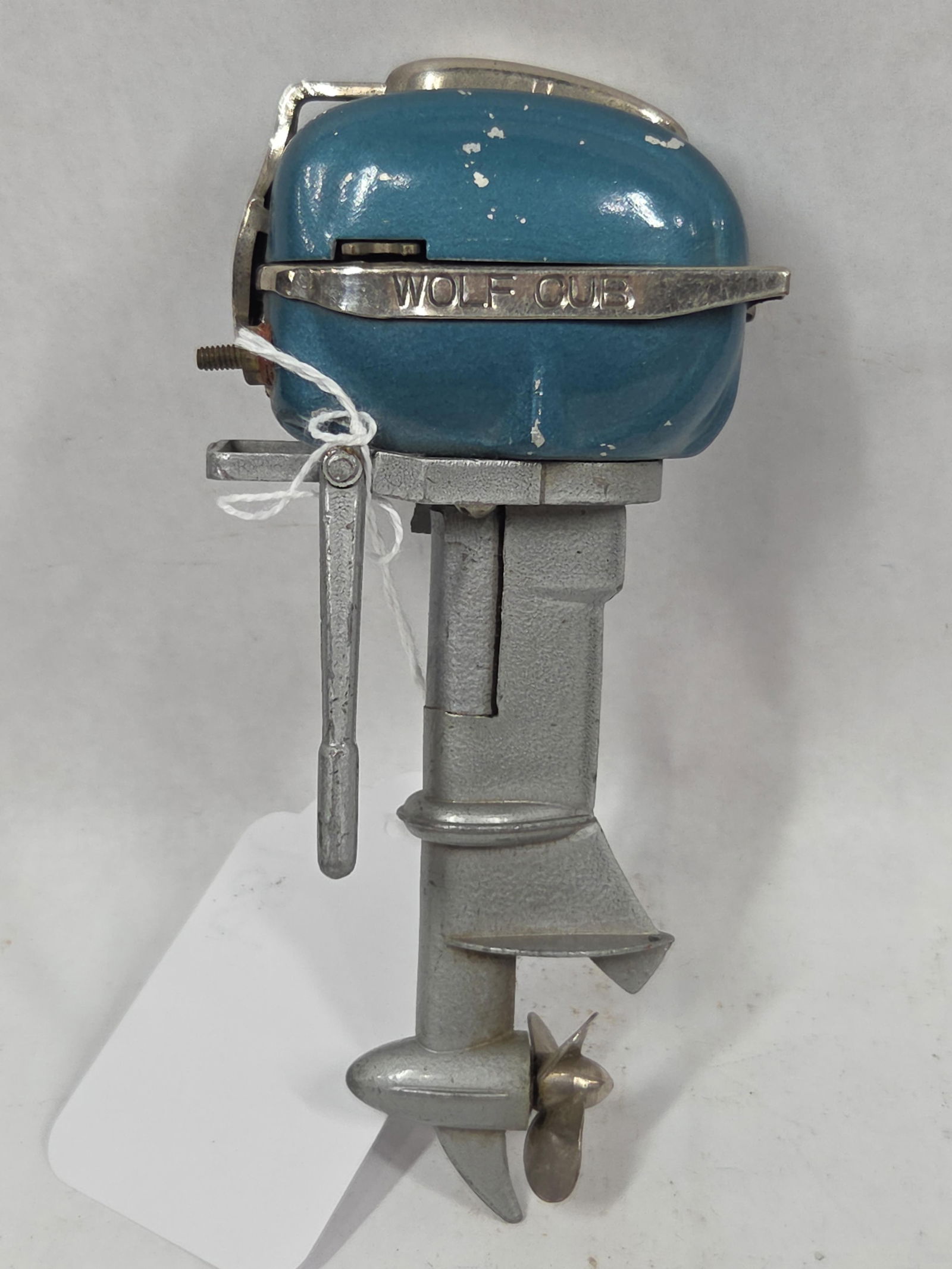 K & O 1950's Wolf Cub Toy Outboard Motor: Appears to be in good overall condition? 6 in.?