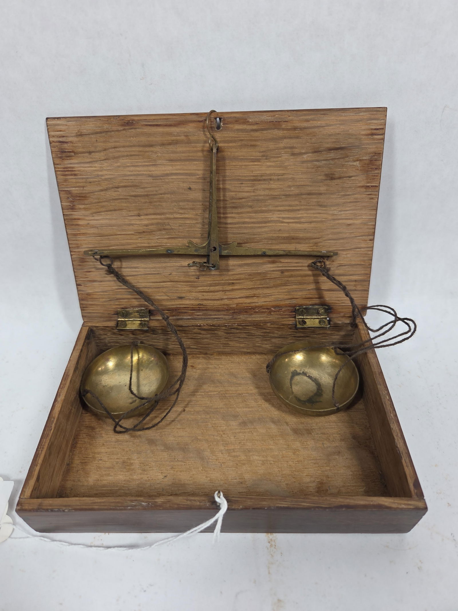 Antiques Brass Apothecary Scale: In original oak box, Ca. late 1800s.