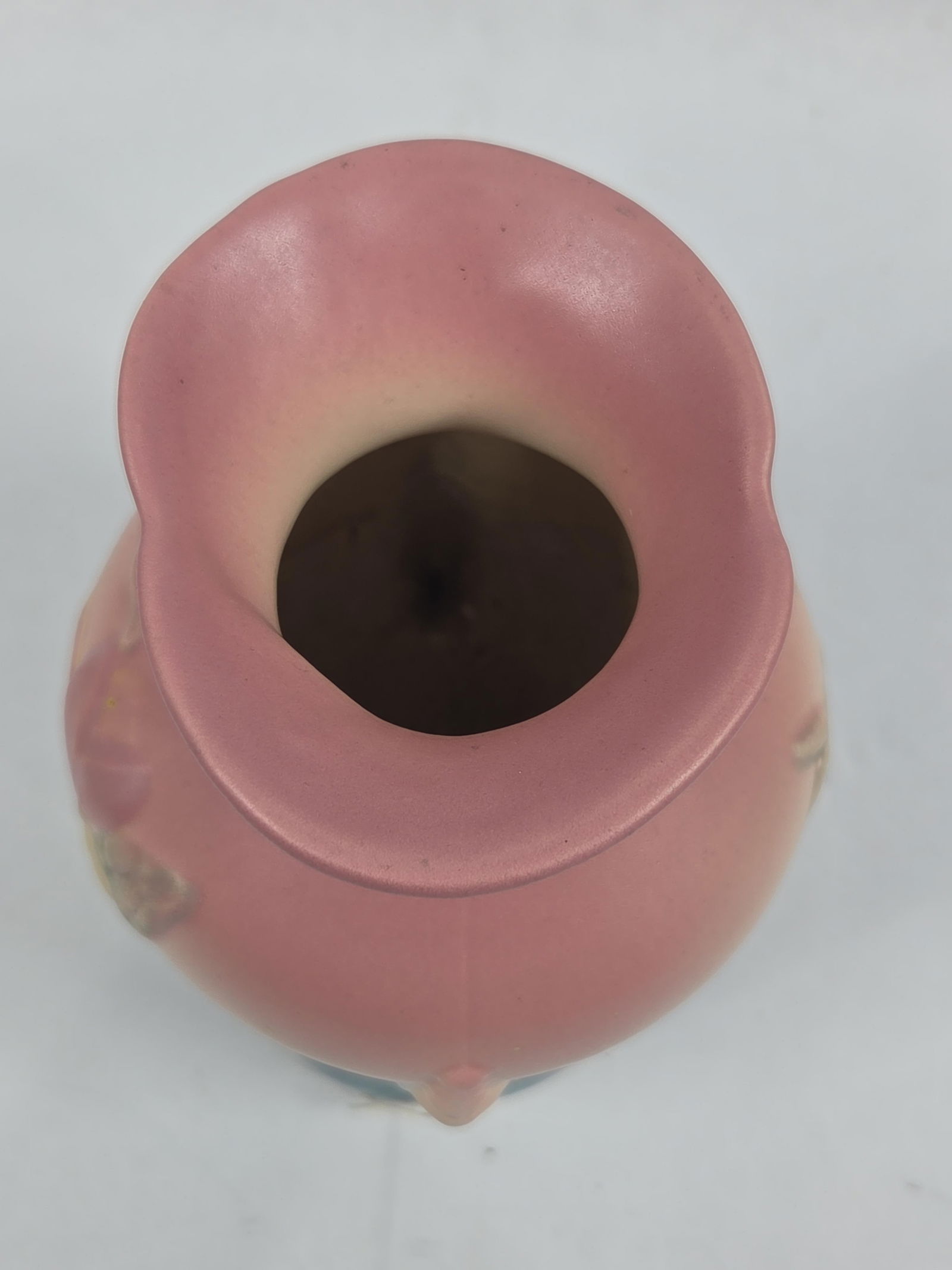 Hull Pottery Double Handled Magnolia Vase - 5