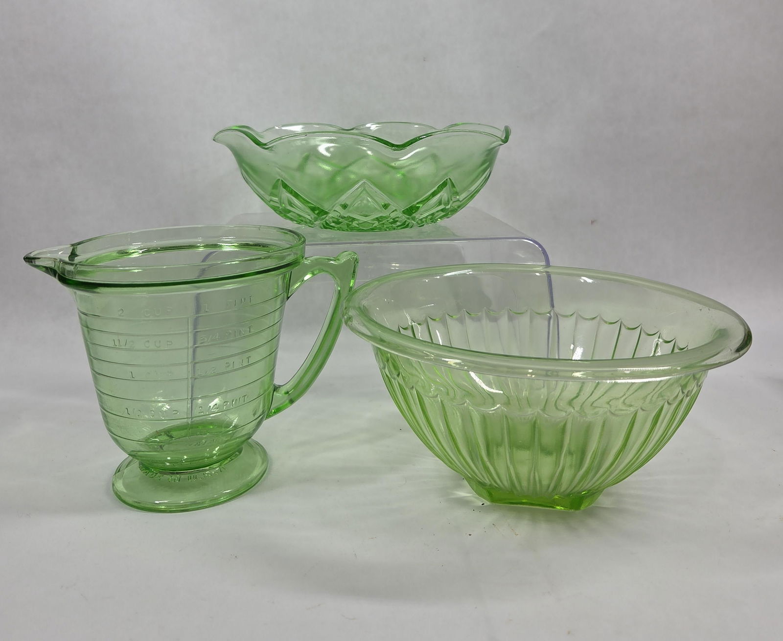 Green Depression Uranium Glass T & S Handmaid Measure Cup, Mixing Bowl and Hazel Atlas Candy Dish (1 of 13)