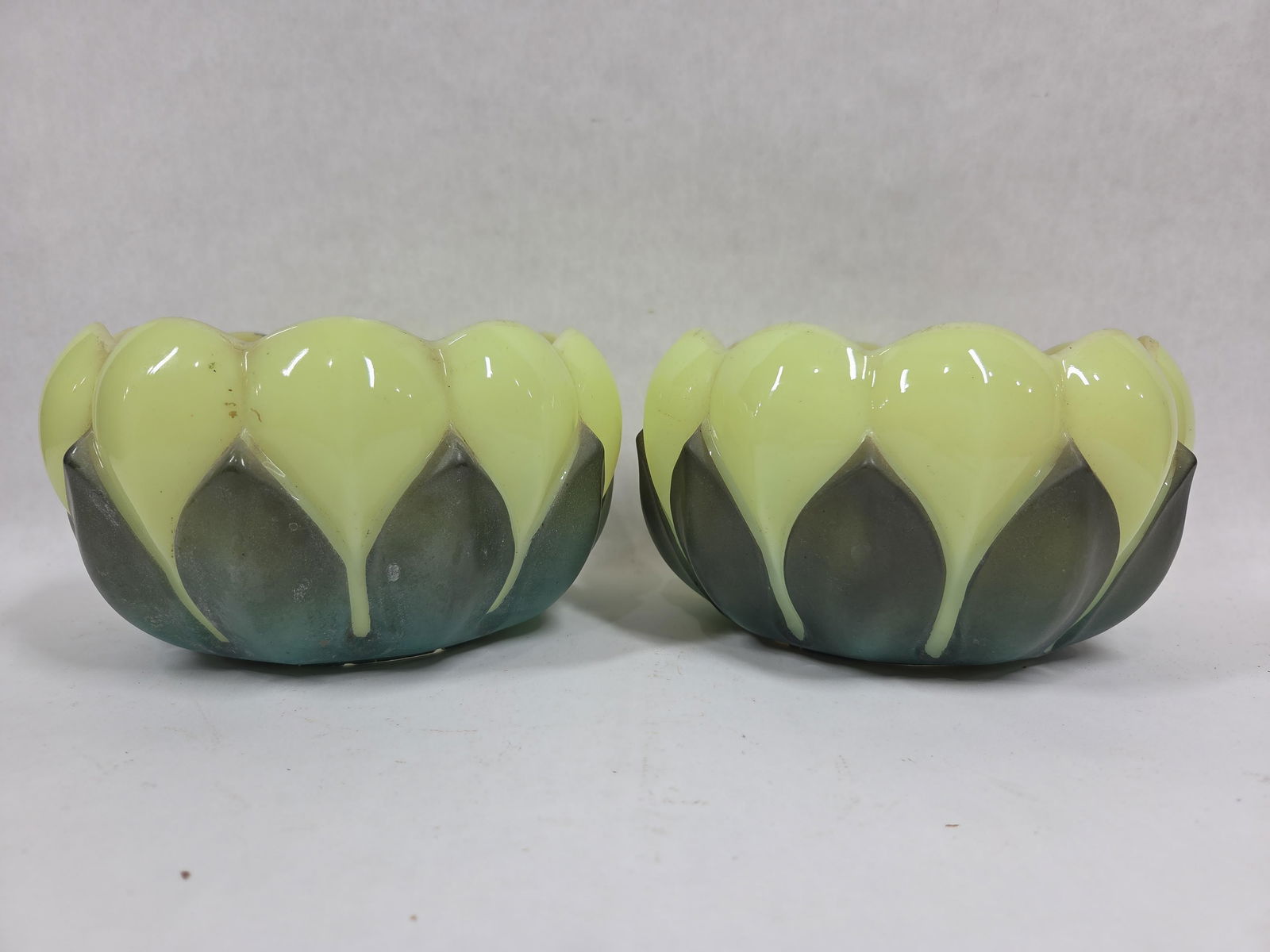 Frosted Art Glass Tulip w/ Uranium Shades Lot of 2: Great overall condition showing fading due to age with no chips, cracks or breaks 8 in D