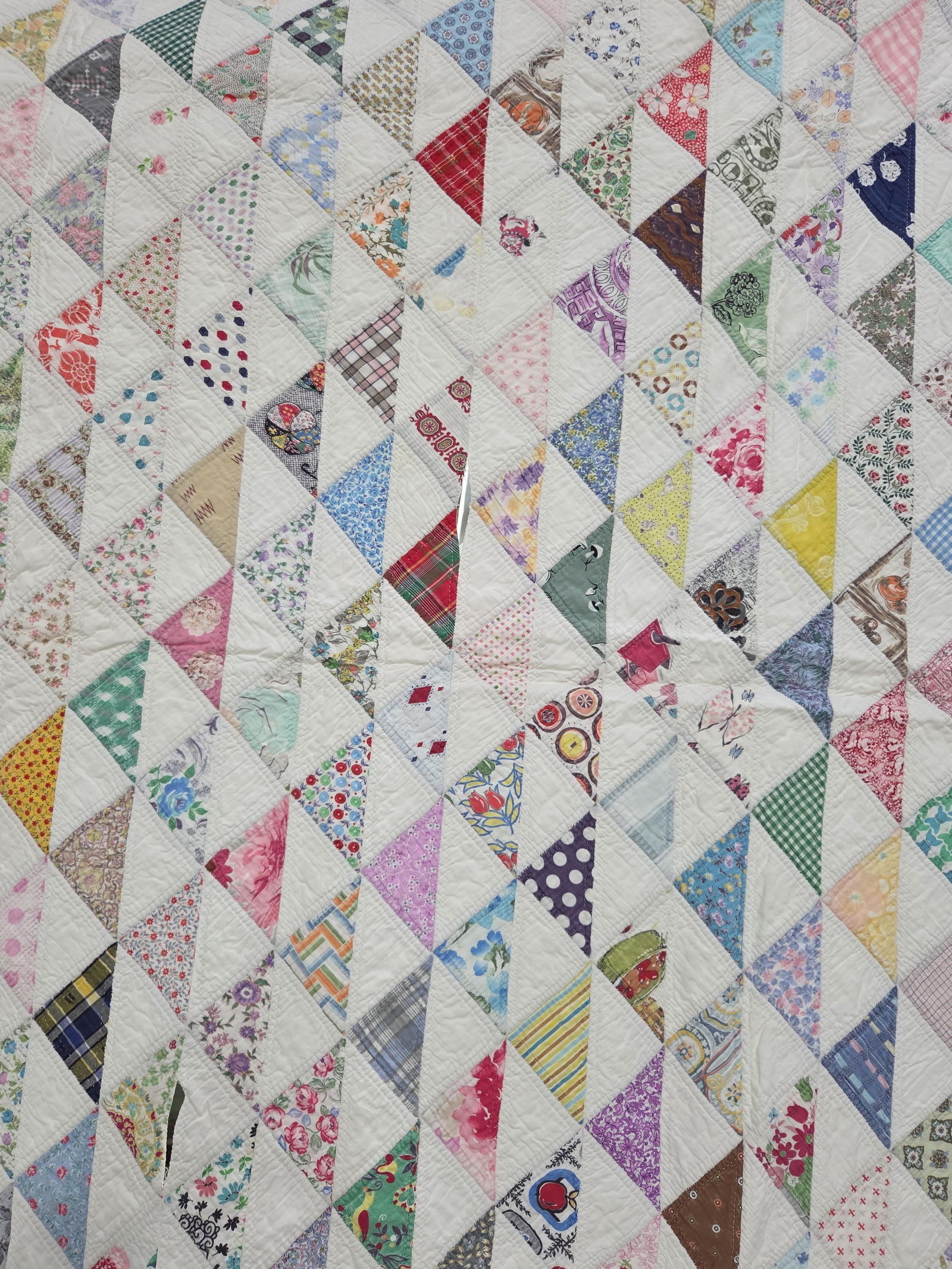 Early Hand Stitched Flying Geese Patchwork Quilt - 10