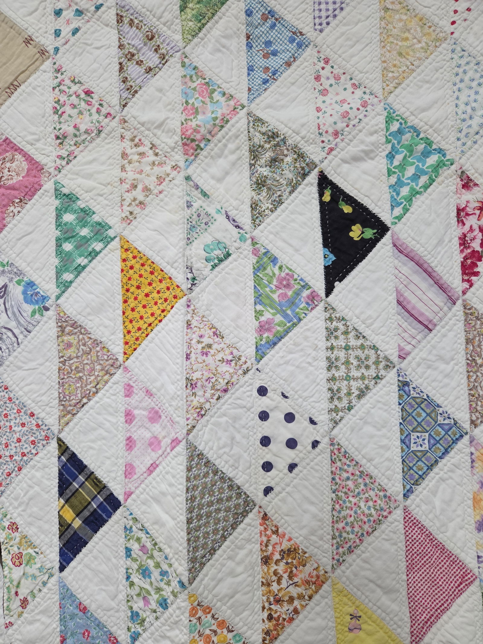 Early Hand Stitched Flying Geese Patchwork Quilt: Great overall condition showing areas in need of repair 76 x 94