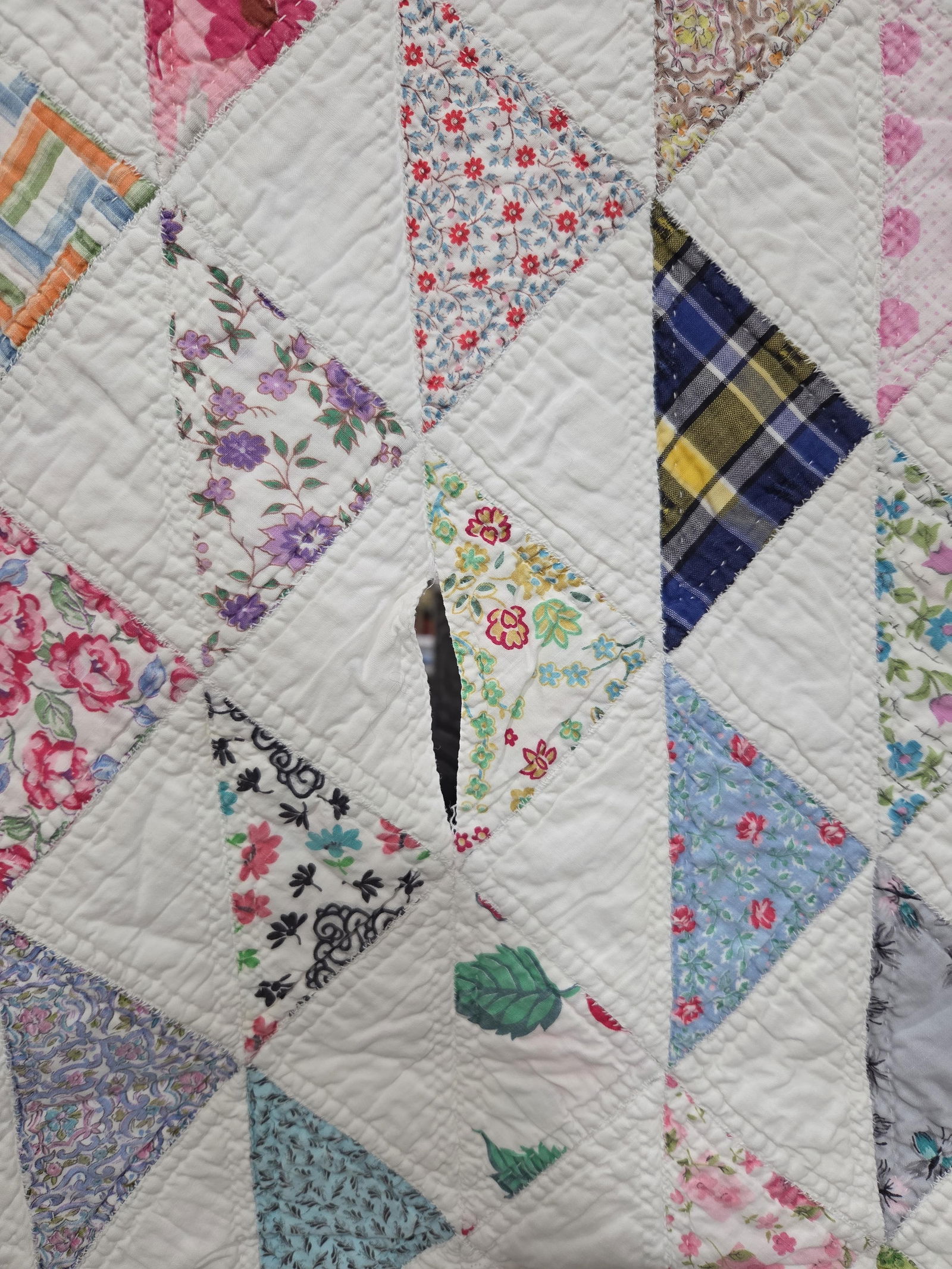 Early Hand Stitched Flying Geese Patchwork Quilt - 4