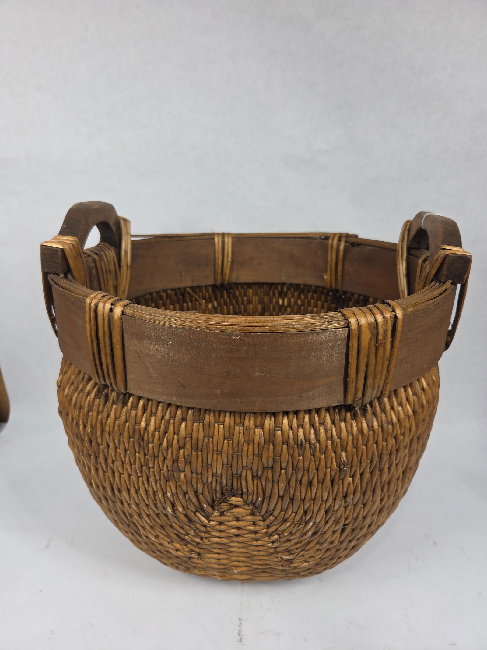 Chinese Woven Willow Basket (1 of 5)