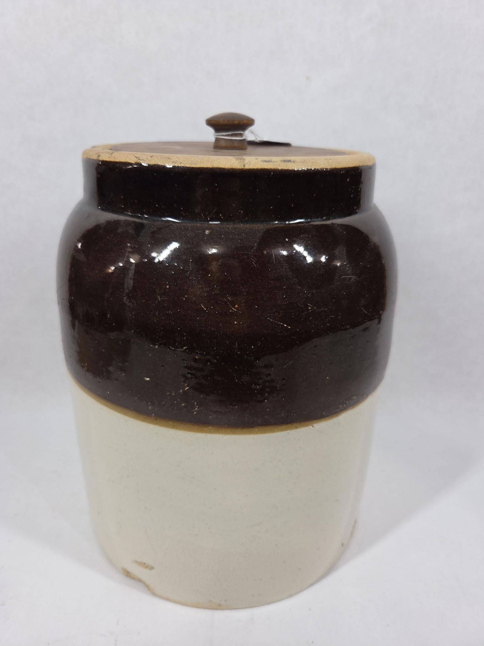 2 Gallon Two Tone Crock (1 of 4)