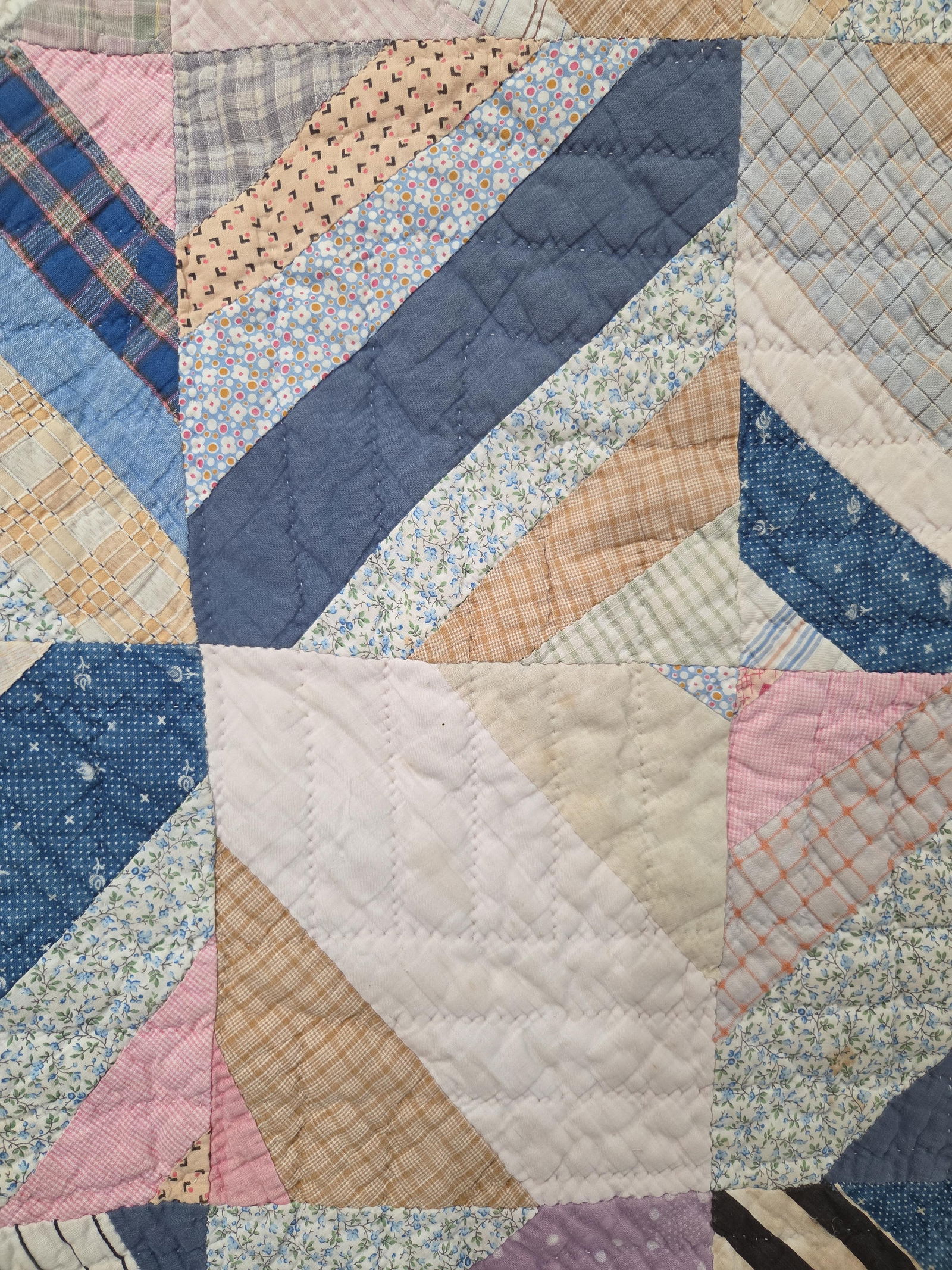 Hand Stitched Crazy Diamond Patchwork Quilt - 7