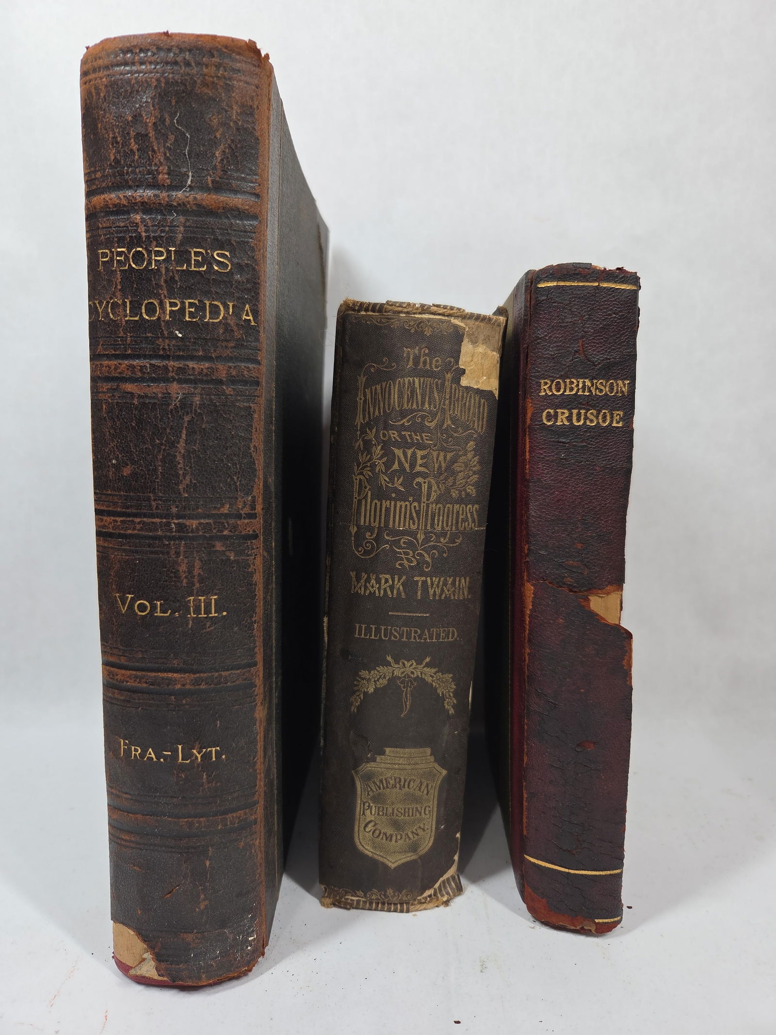 Robinson Crusoe, Peoples Encyclopedia and Mark Twains Pilgrims Progress Books (1 of 10)