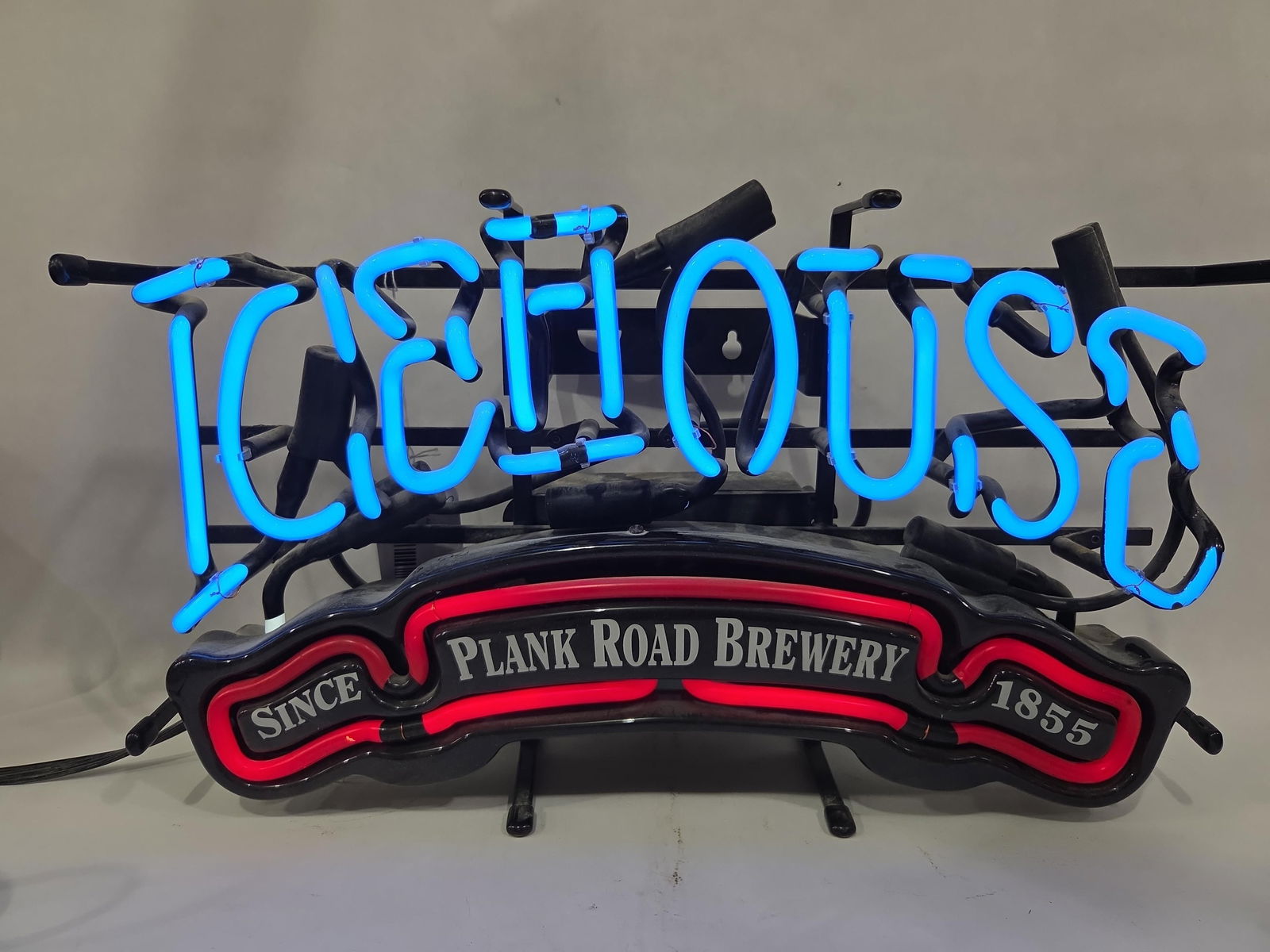 Plank Road Brewery Icehouse Neon Lighted Breweriana Sign: Great working order with no breaks to tubing 12 x 20