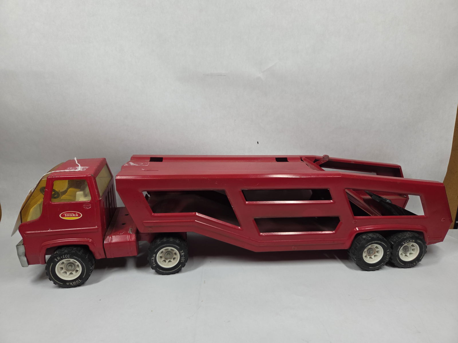 Tonka Car Hauler (1 of 9)