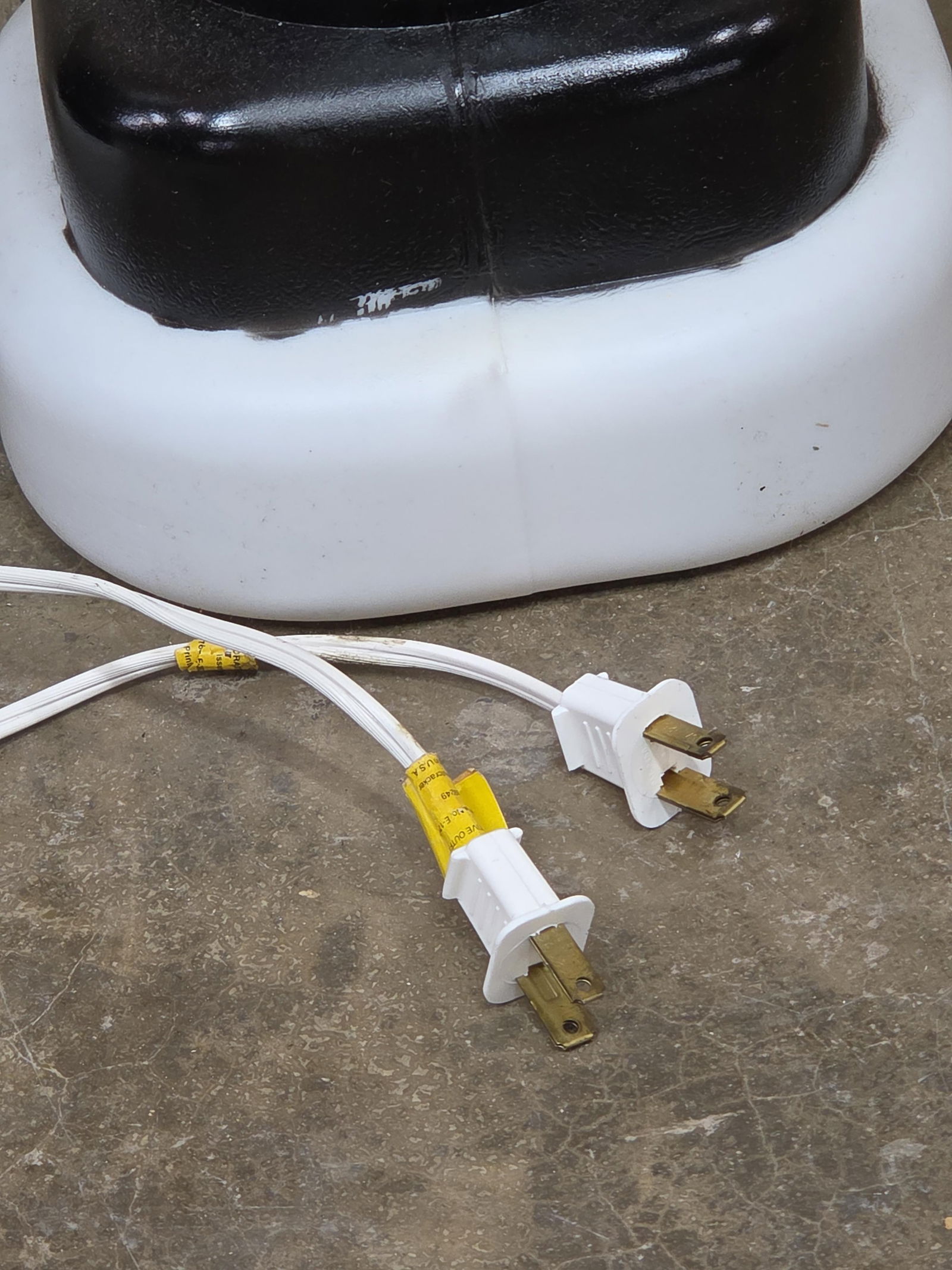 Red Suit Nutcracker Blowmolds - 4