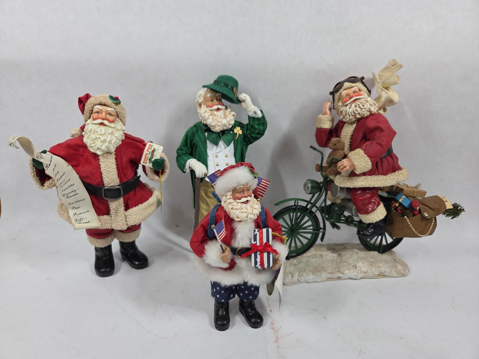 Possible Dreams Clothtique Holiday Figural Santa Collectibles Inc. 4 (1 of 10)