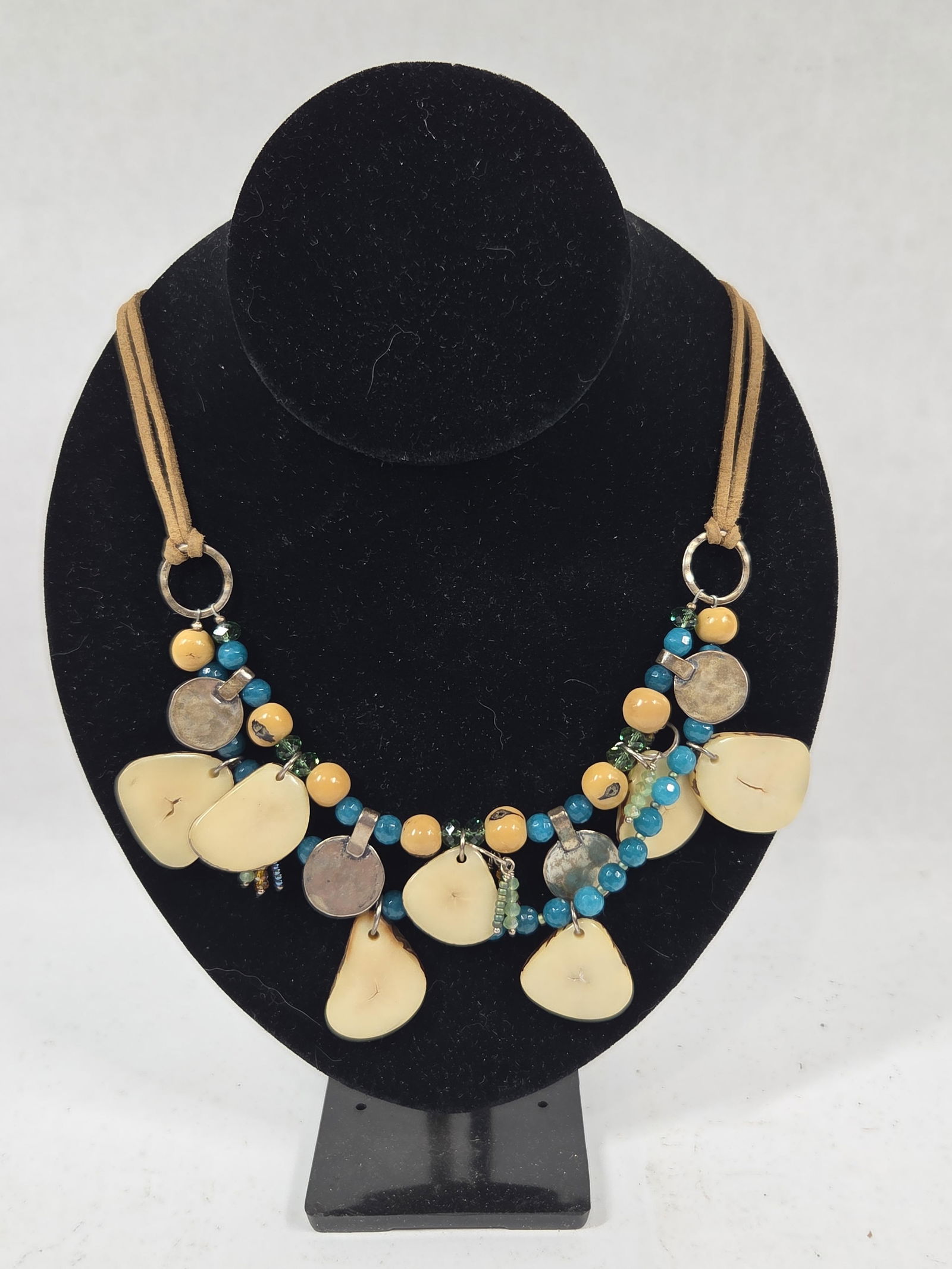Sterling Silpada Polished Palms Necklace Featuring Natural Tagua Nut Pendants: Great early pce. with sterling silver accents