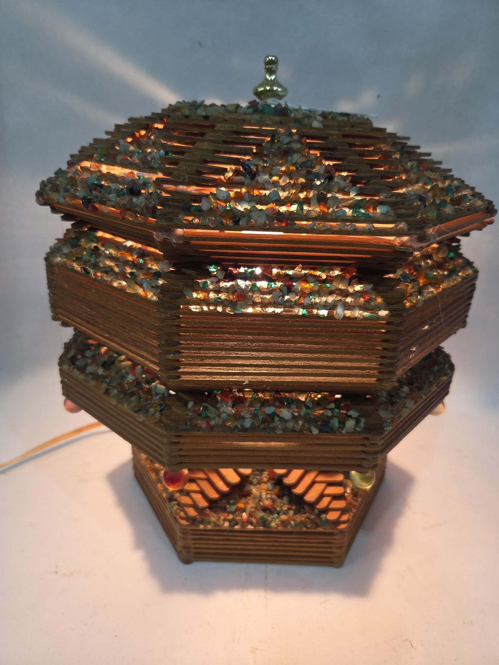 Vintage Tramp Art / Folk Art Lamp w/ Natural Stone Accents: Great folk art rendition of a working table lamp standing 13 in. H