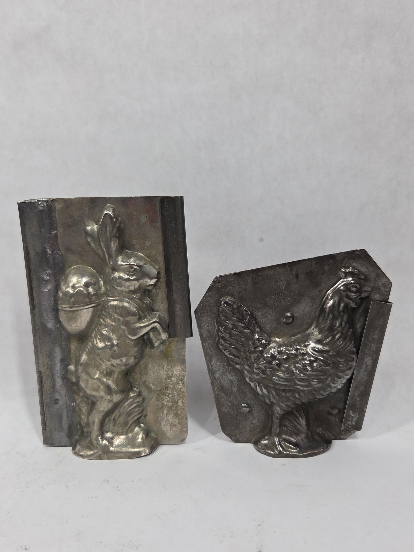 Rabbit & Hen Easter Chocolate Molds - 2