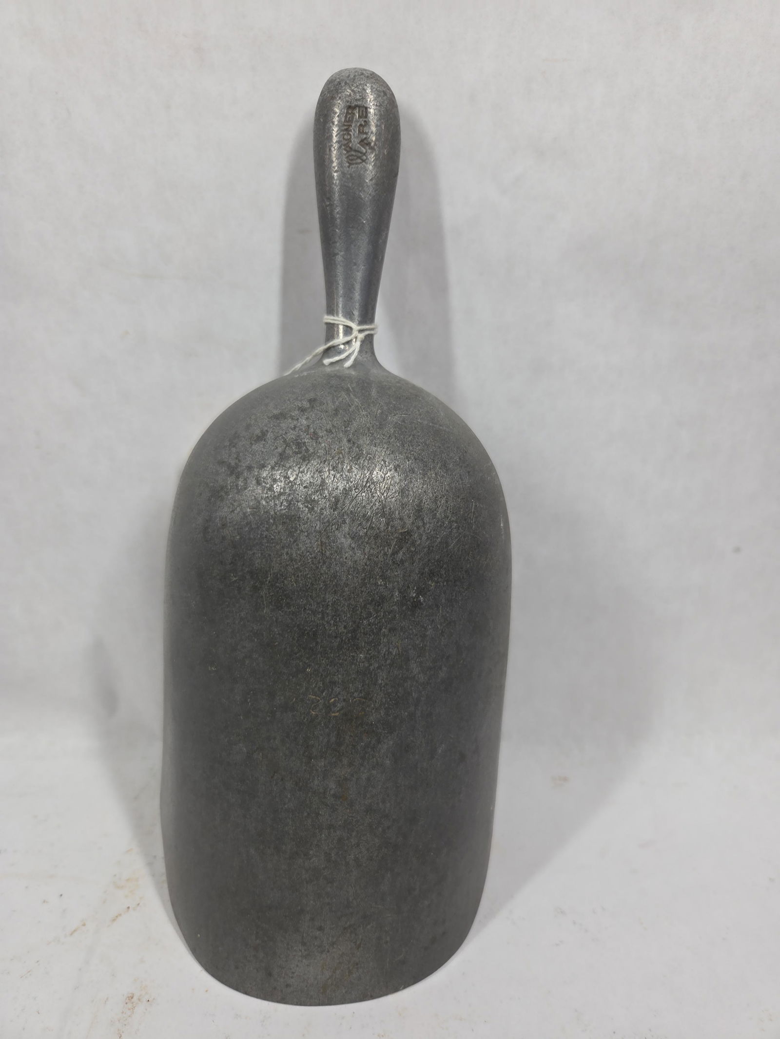 1930s Wagner Ware General Store Scoop - 4