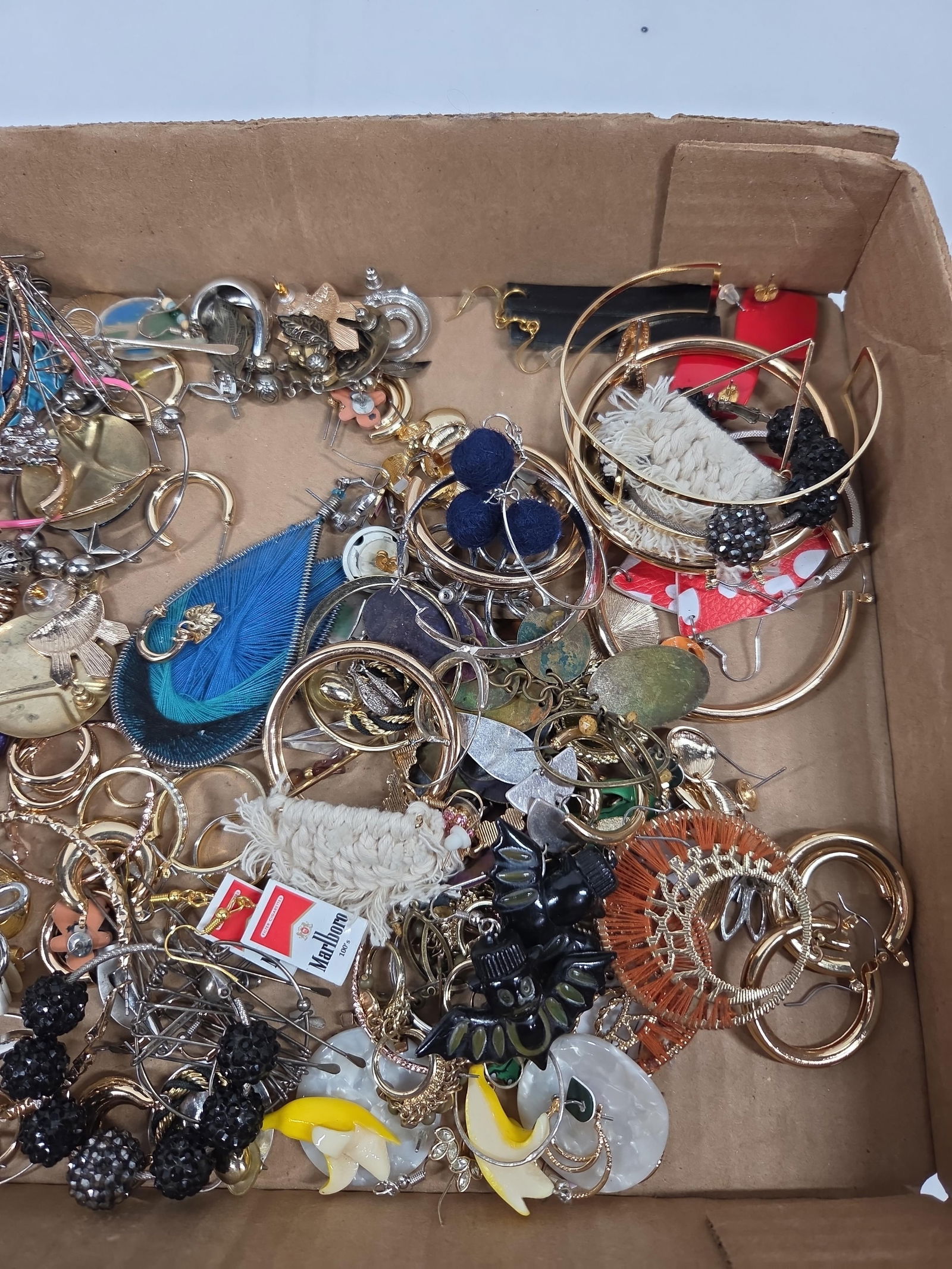 Unique Earring collection - 4