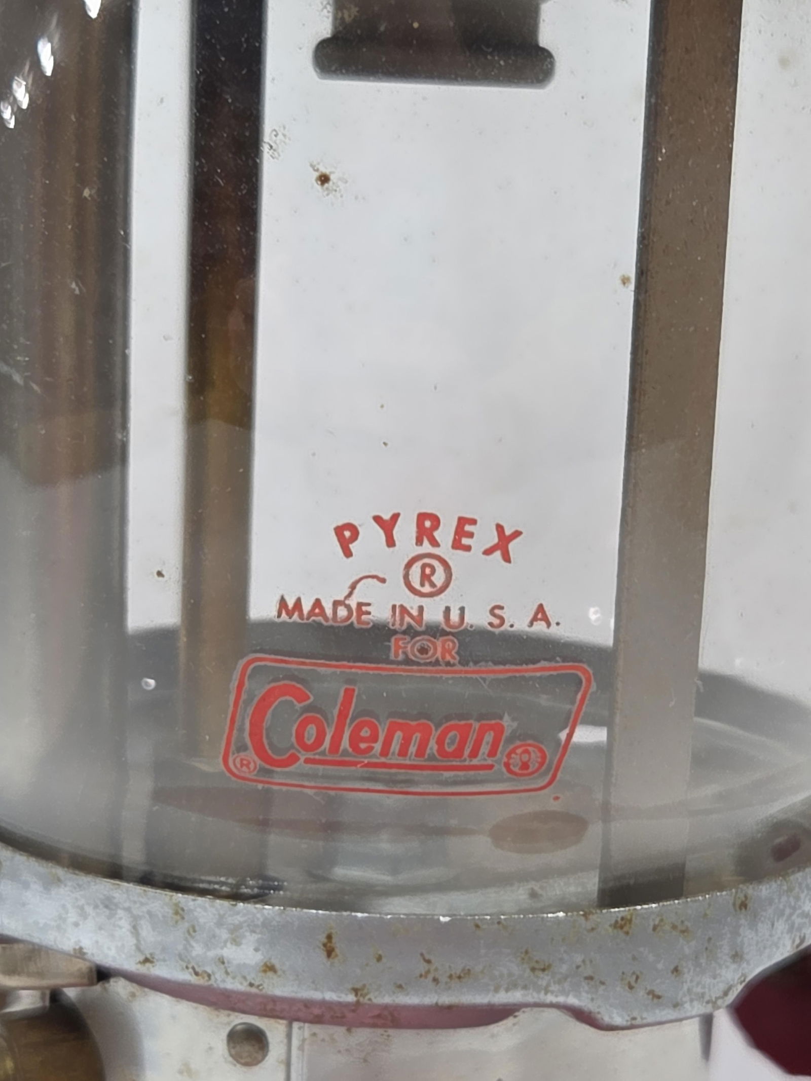 Coleman Single Mantle Red Lantern w/ Original Pyrex Globe in Packaging - 4