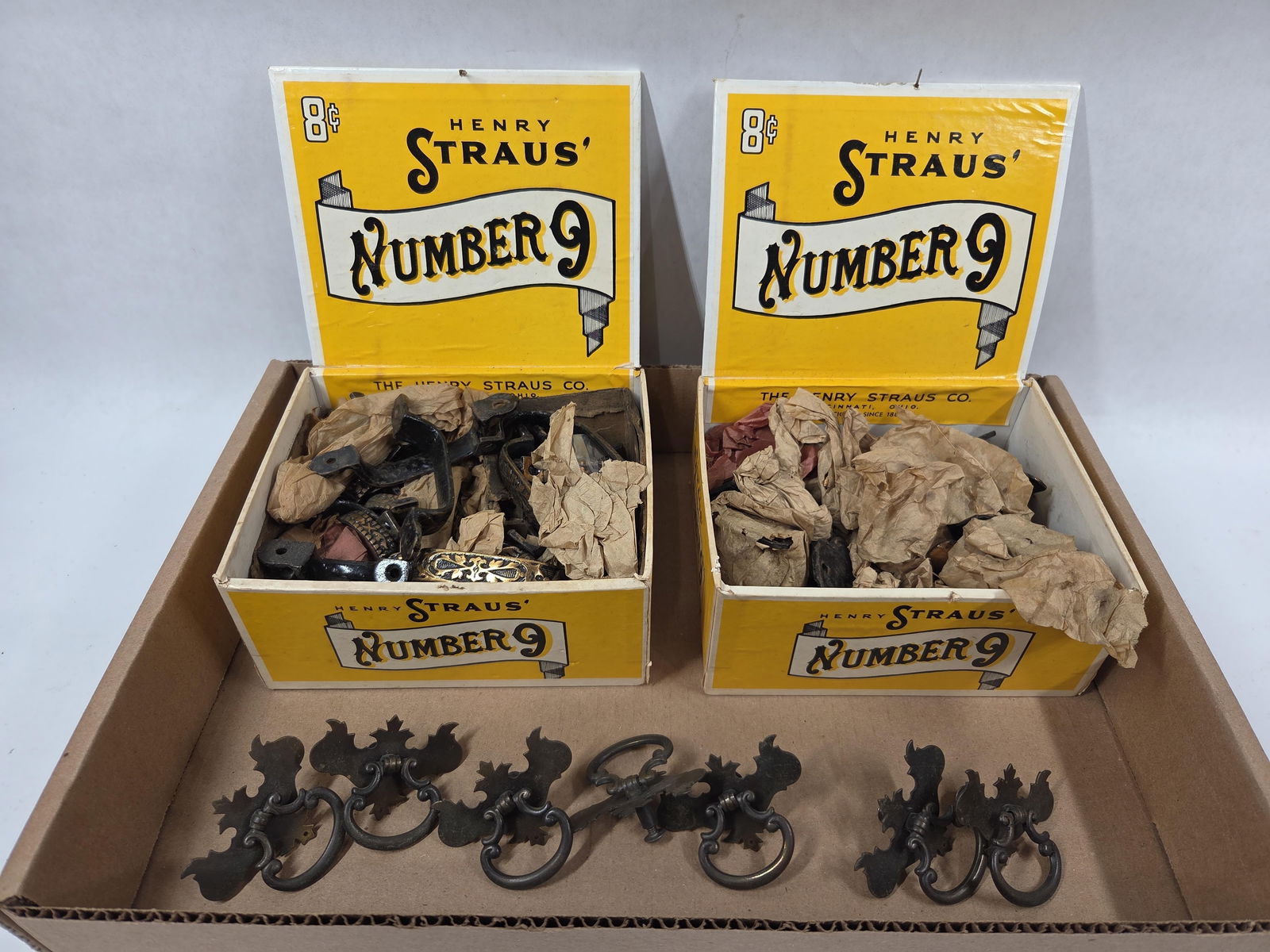 Vintage Lot of Ornate Handles, Pulls, Latches , and More Hardware: This great hardware lot includes many latches, pulls, handles and more as shown in photos all in like new condition